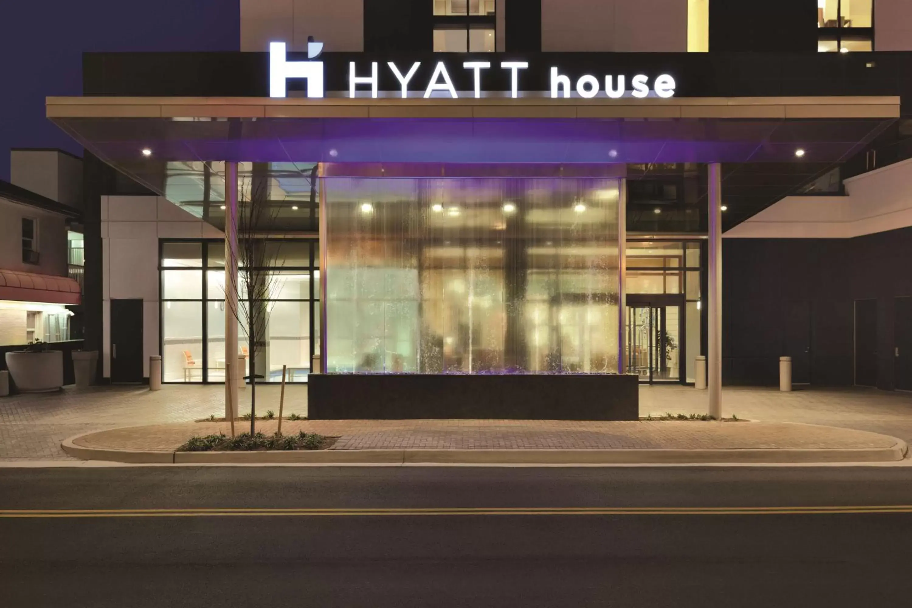 Property building in Hyatt House Virginia Beach / Oceanfront