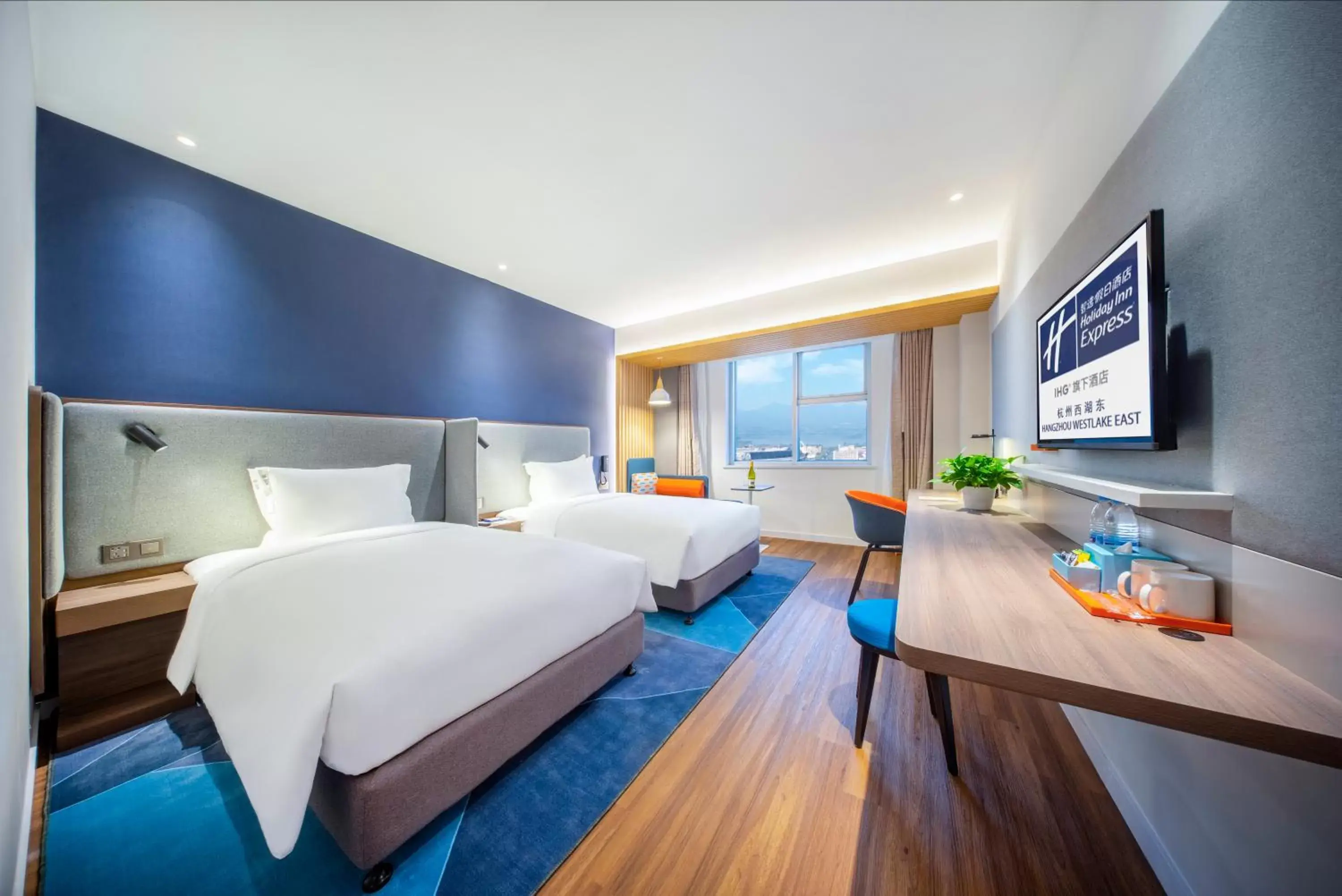 Family Room in Holiday Inn Express Hangzhou Westlake East, an IHG Hotel Family Room in Holiday Inn Express Hangzhou Westlake East, an IHG Hotel