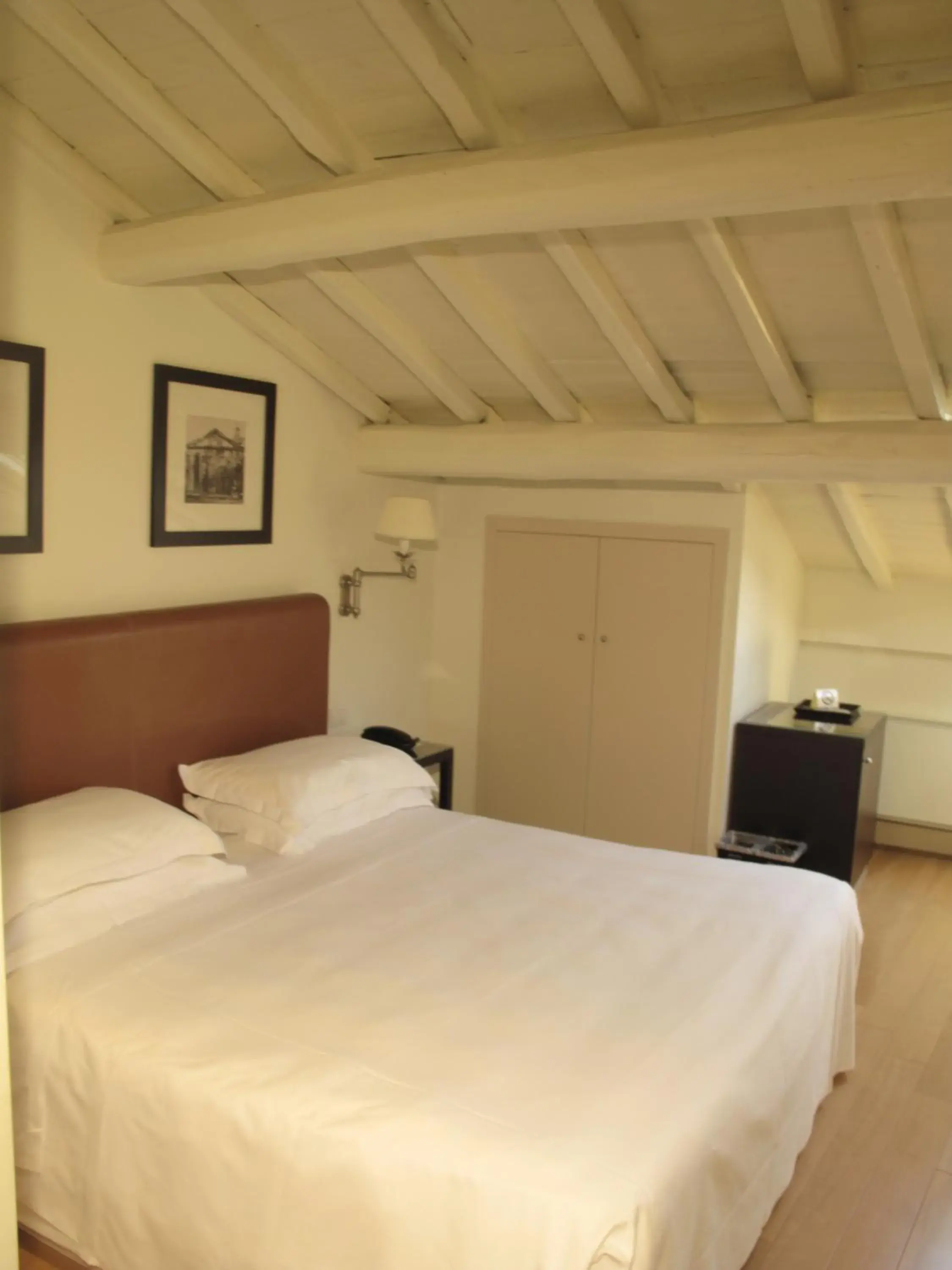 Photo of the whole room, Bed in Hotel Albergo Santa Chiara