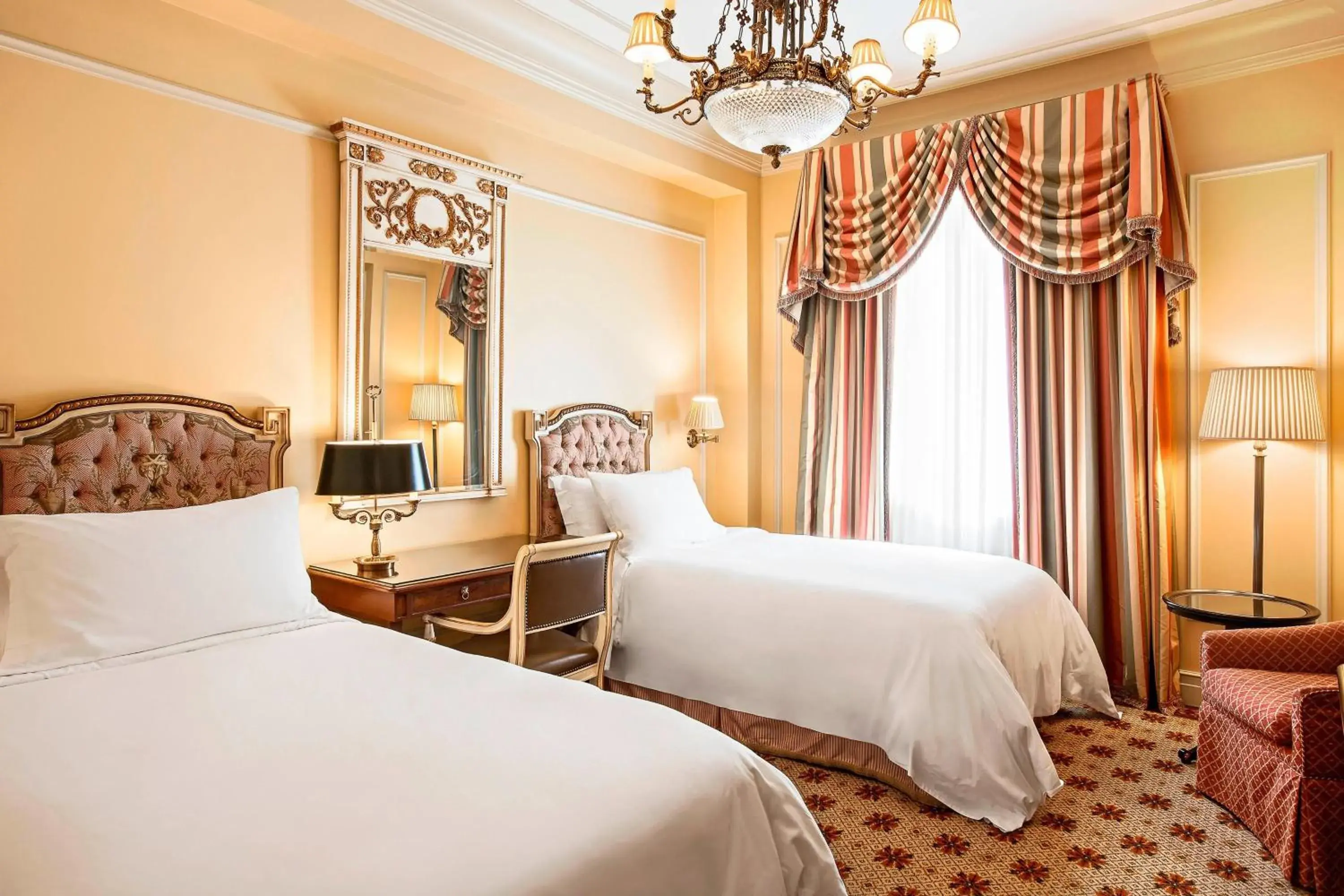Photo of the whole room, Bed in Hotel Grande Bretagne, a Luxury Collection Hotel, Athens