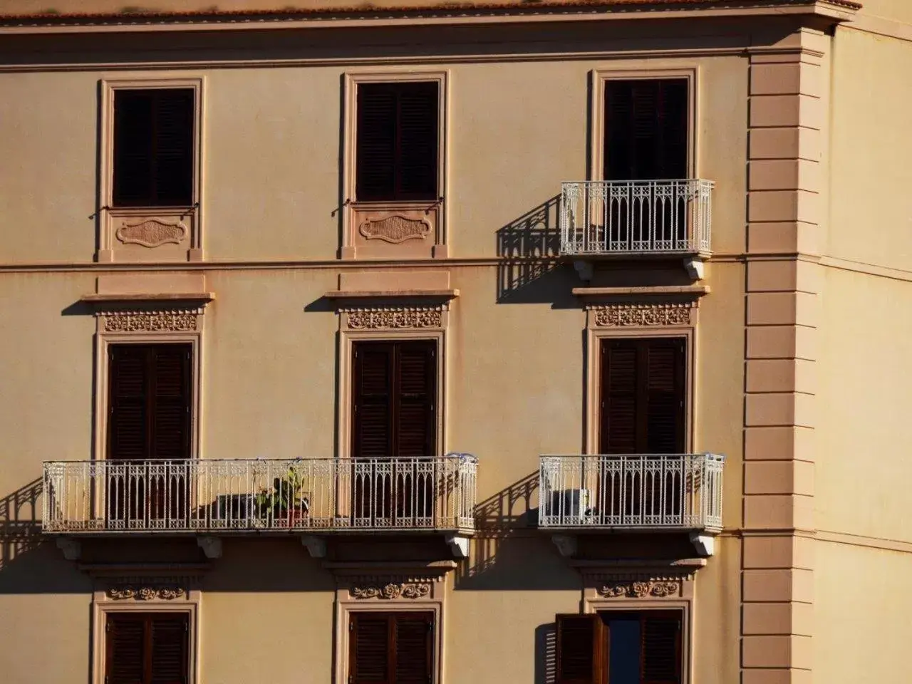 Property building, Balcony/Terrace in B&B Belveliero - Il Capitano