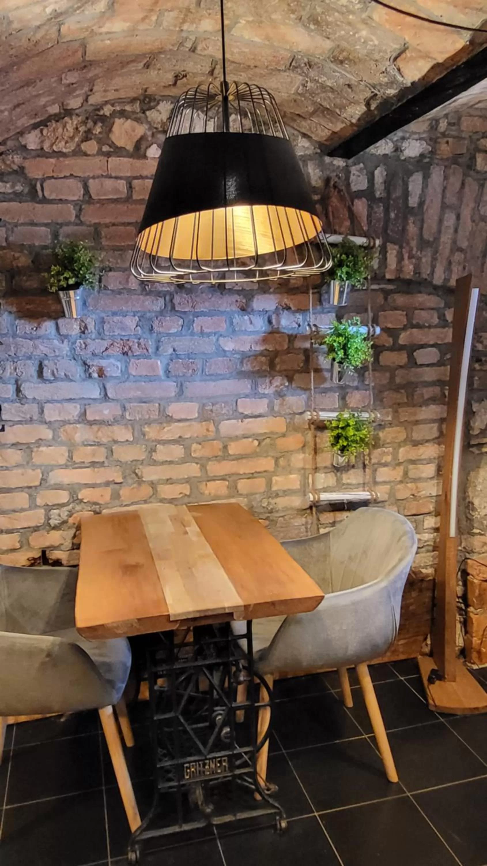 Seating area in Hiša stare mame