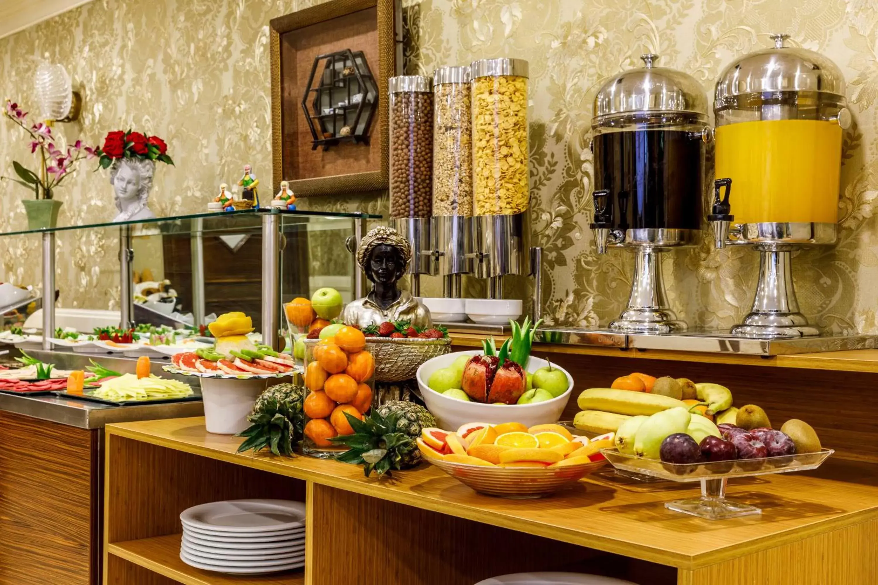 Buffet breakfast in Golden Crown Hotel