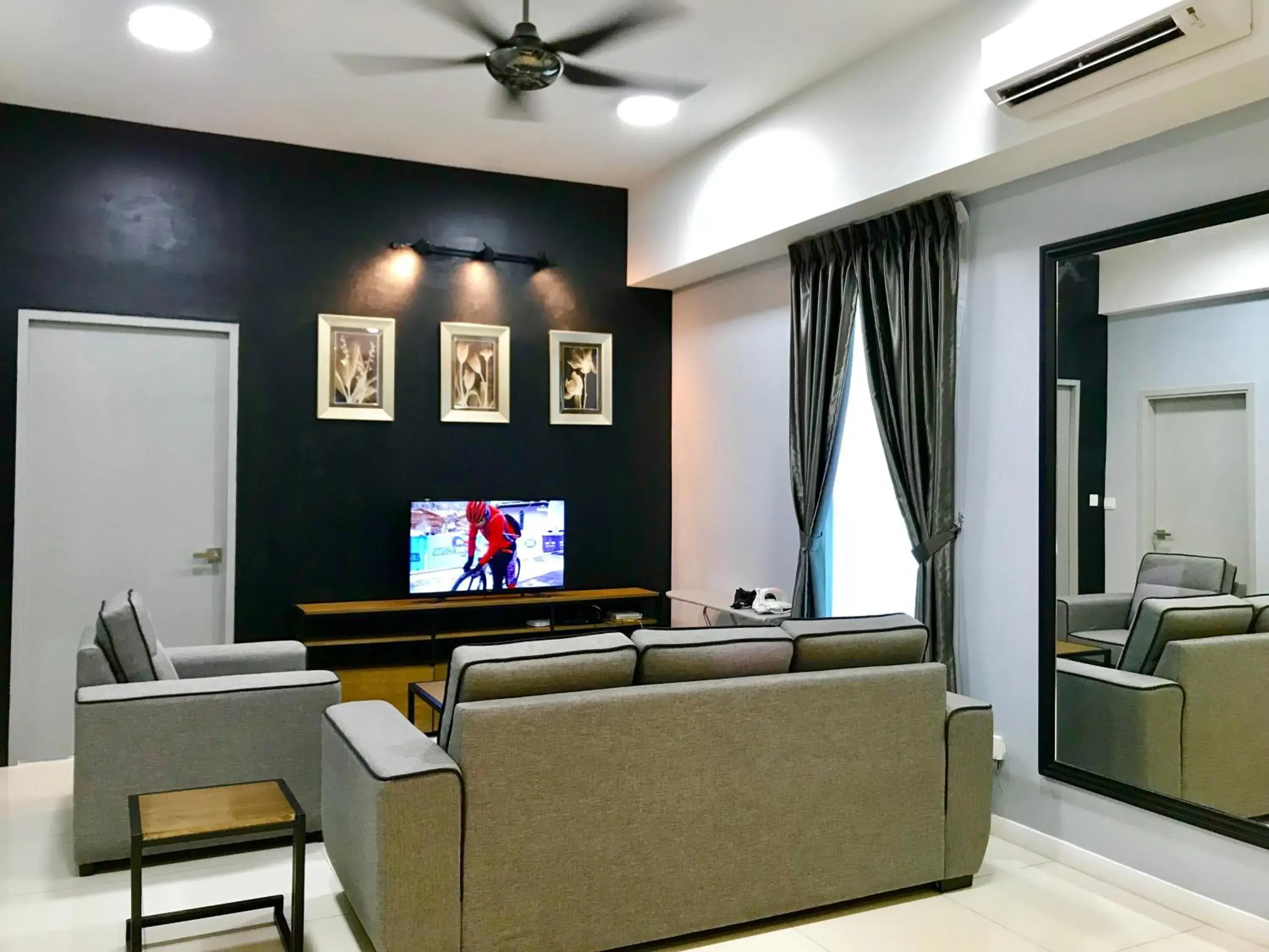 TV and multimedia in Sunset Seaview Vacation Condos @ Infinity Avenue TV and multimedia in Sunset Seaview Vacation Condos @ Infinity Avenue