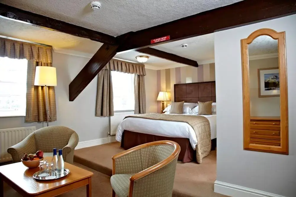 Photo of the whole room, Bed in Trout Hotel