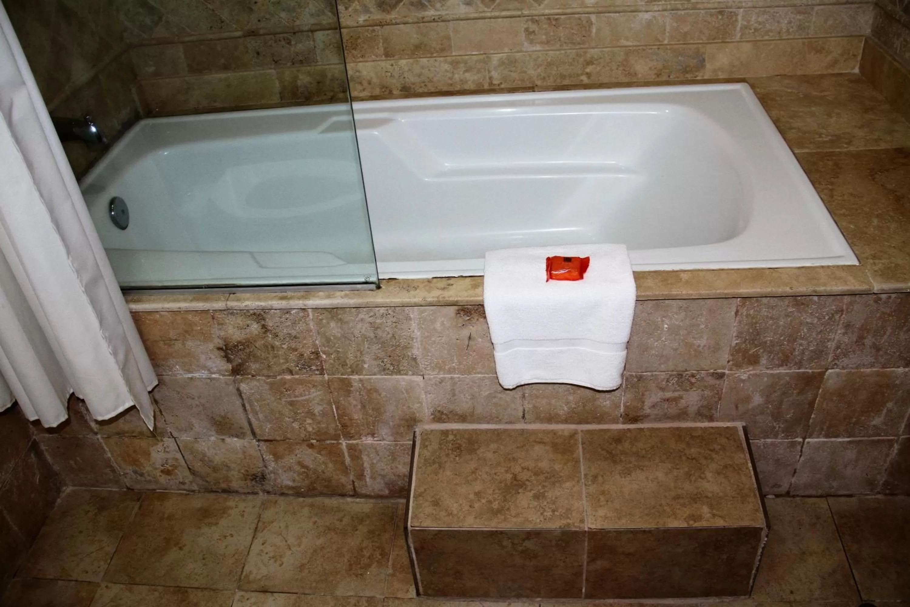 Shower in Radisson Colon 2,000 Hotel & Casino