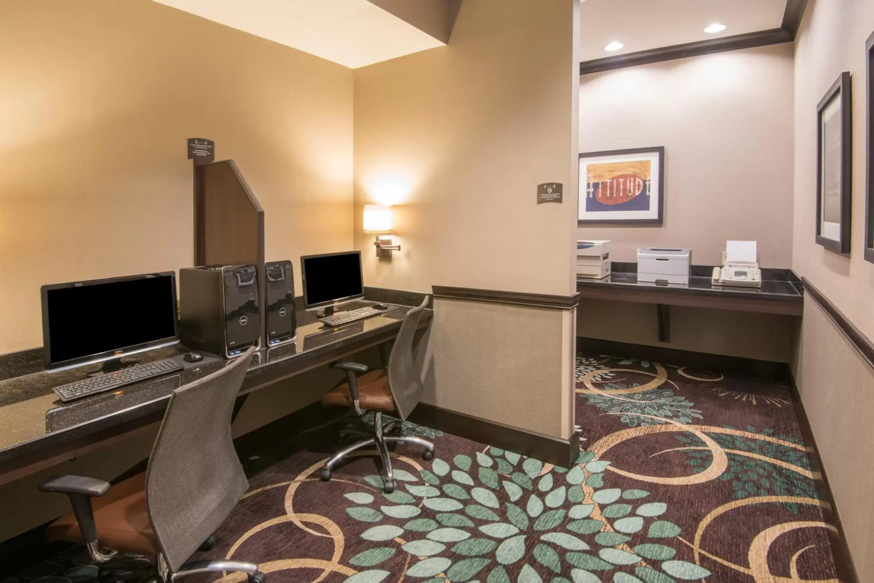 Business facilities, Business Area/Conference Room in Staybridge Suites Columbus-Airport, an IHG Hotel