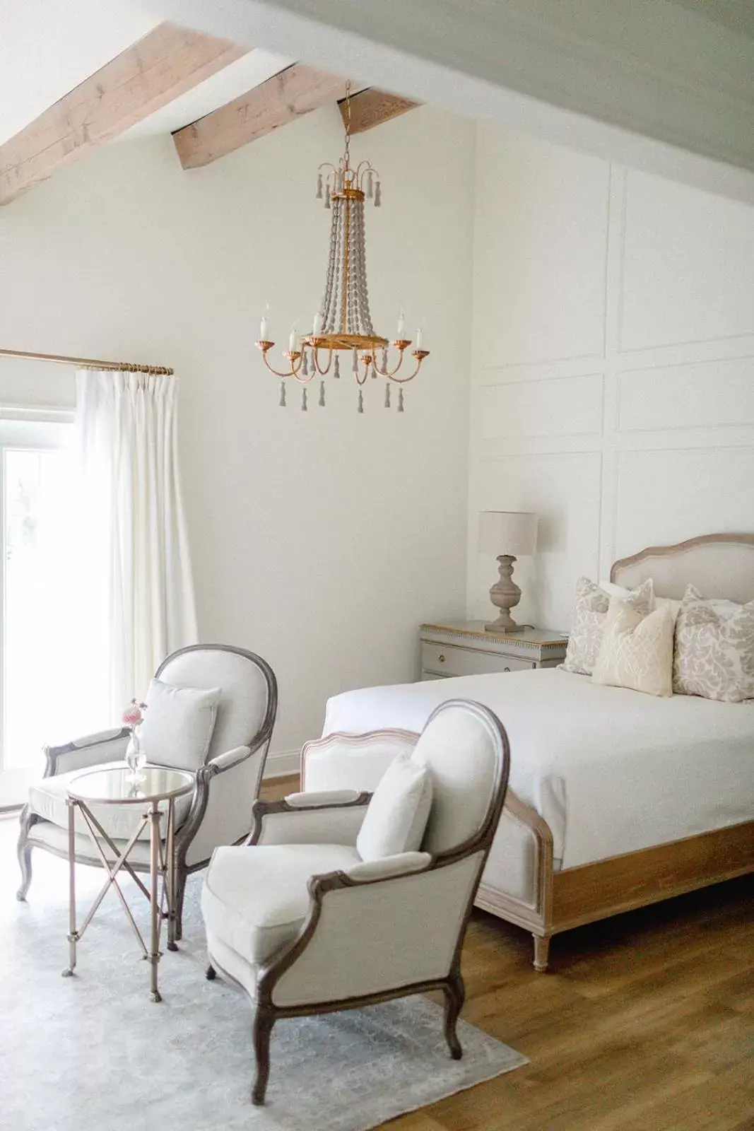 Bed in Fairville Inn Bed in Fairville Inn