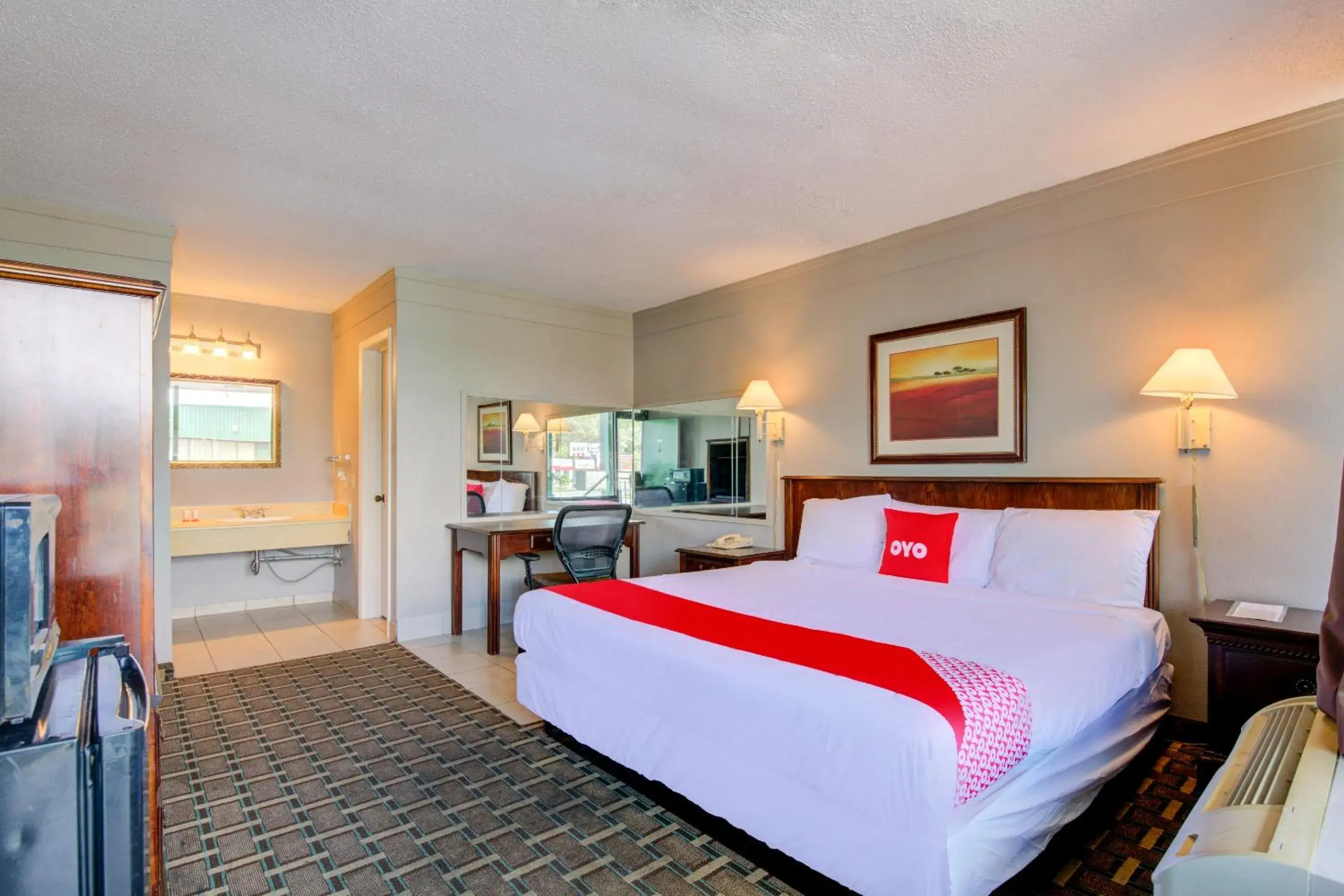 Bedroom, Bed in OYO Hotel Douglas GA US-441