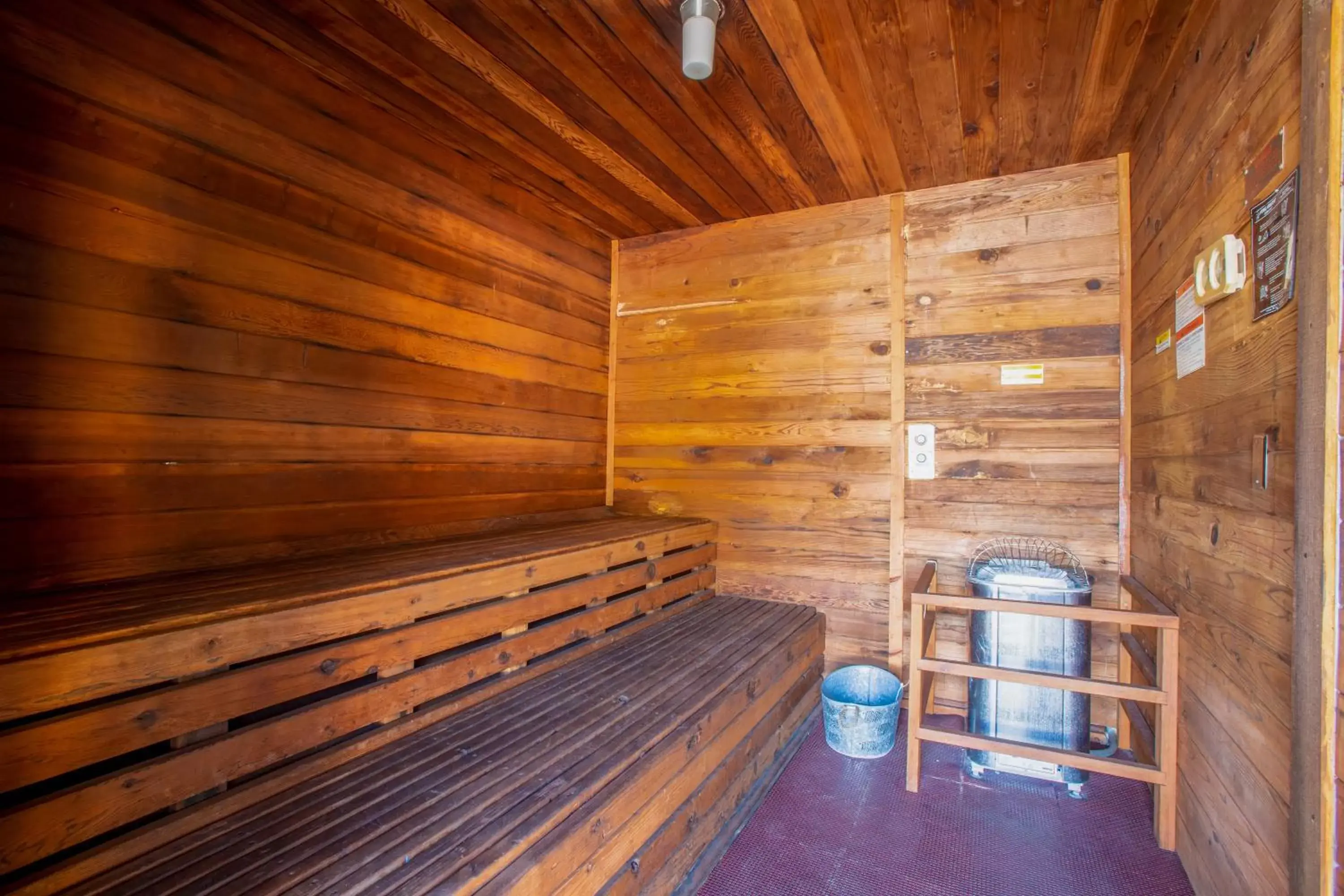Sauna in Hotel Elev8 Flagstaff I-40 Exit 198 Butler Ave