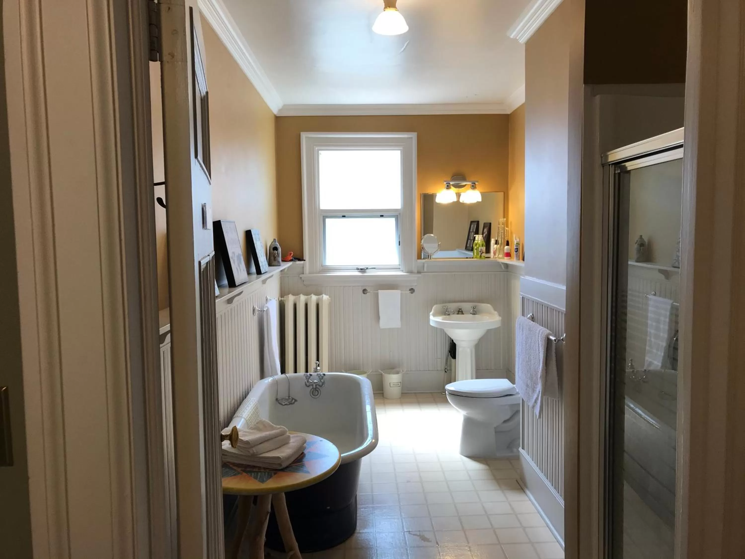 Shower, Bathroom in Stirling House
