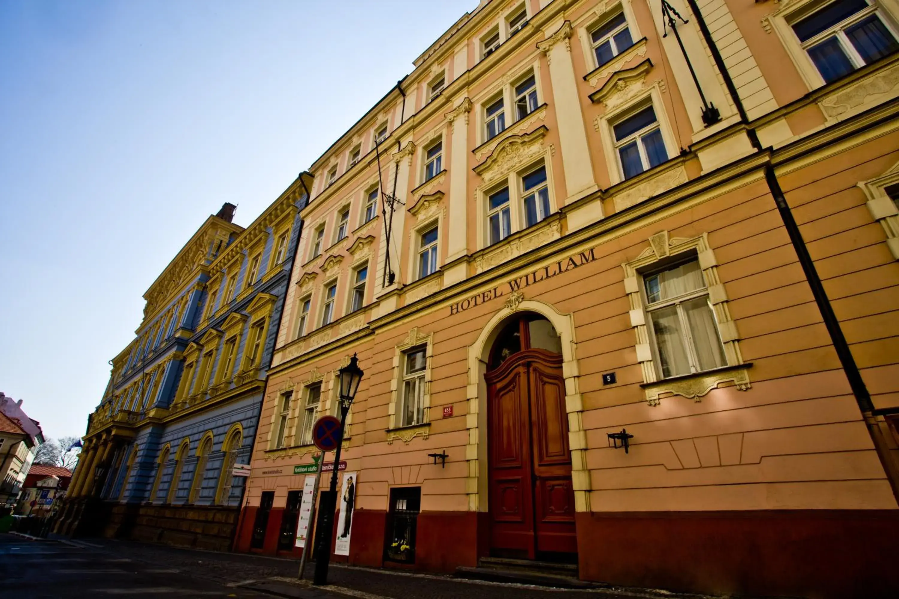 Facade/entrance, Property Building in Hotel William