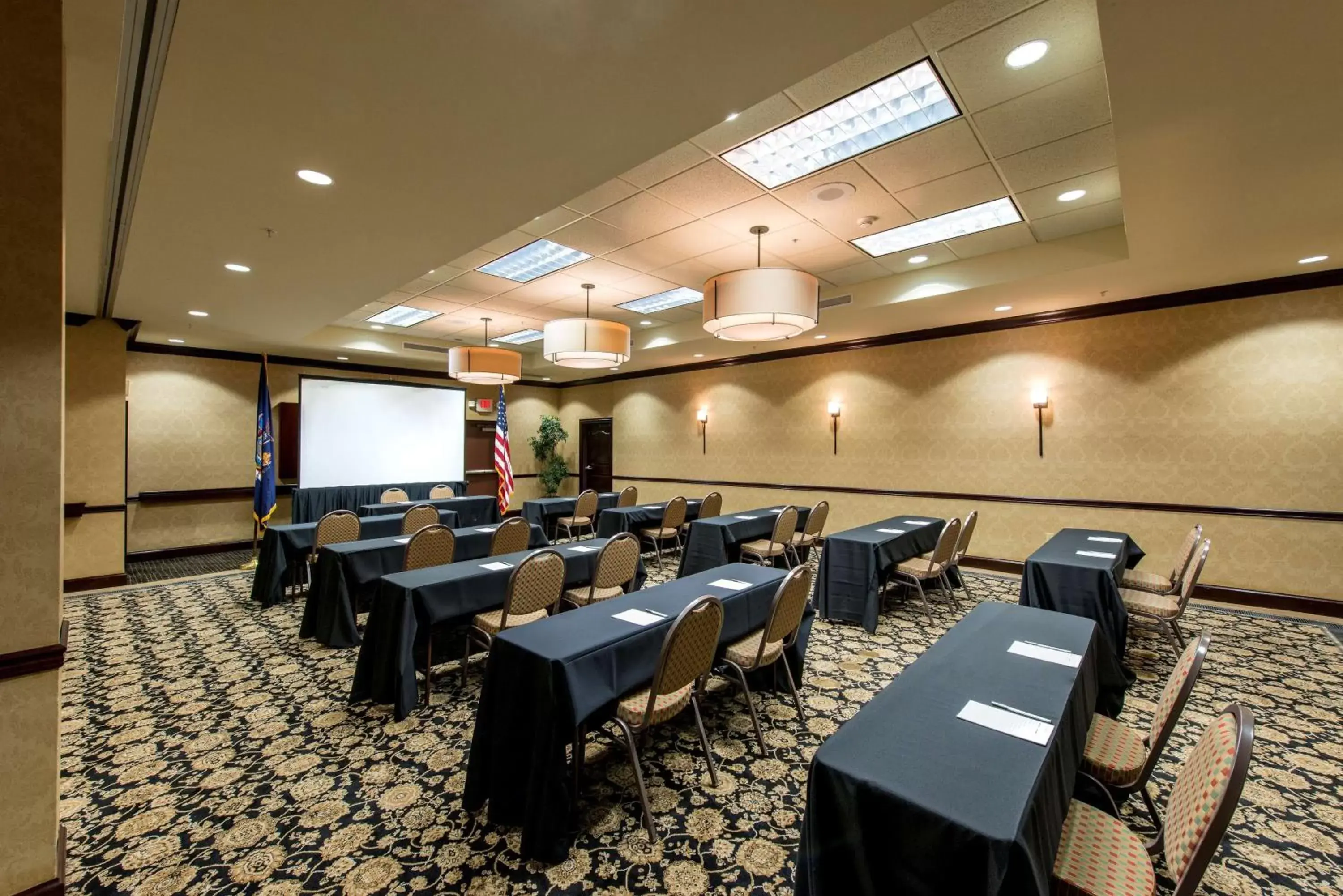 Meeting/conference room in Hampton Inn & Suites Albany-Downtown