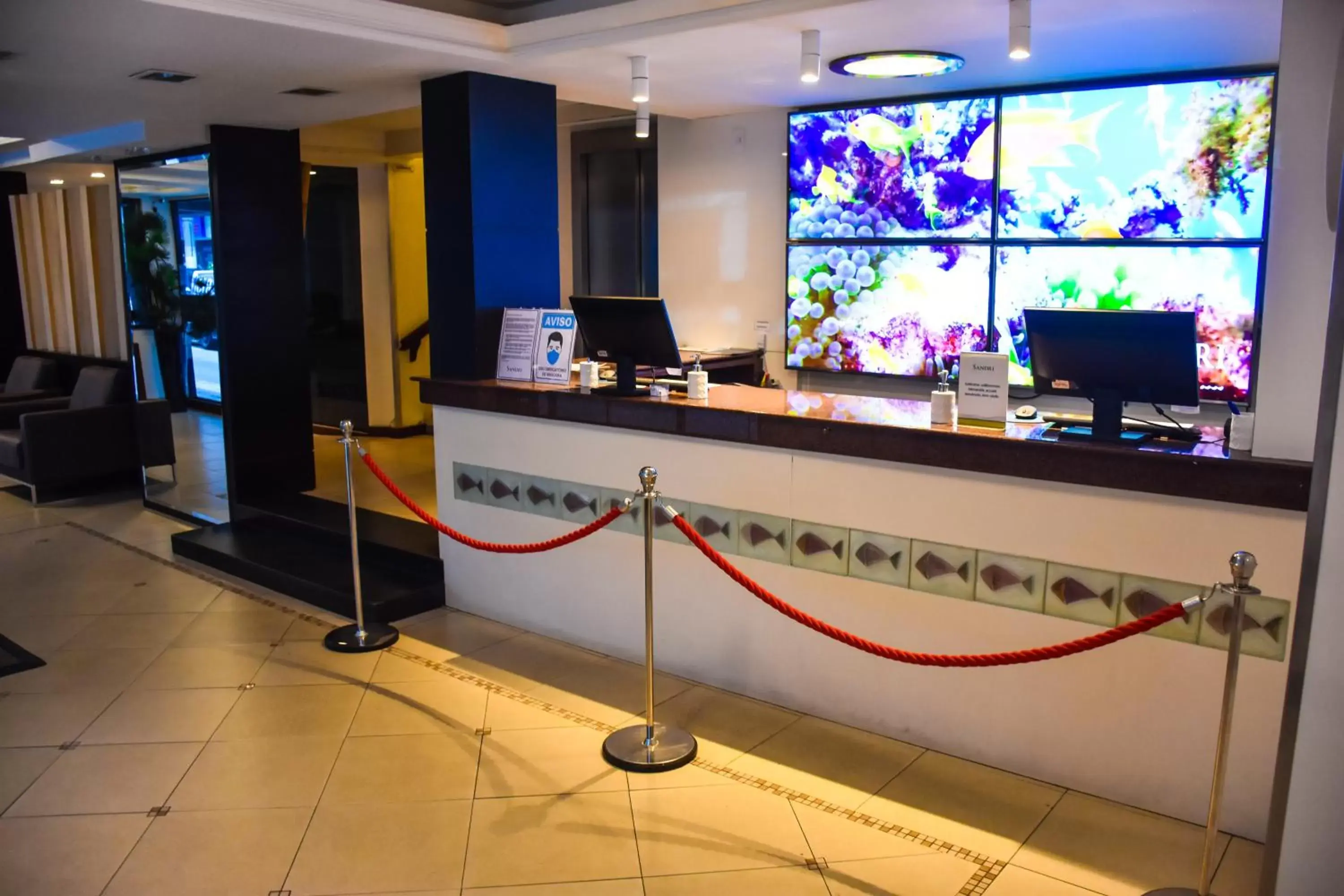 Property building, Lobby/Reception in Sandri City Hotel