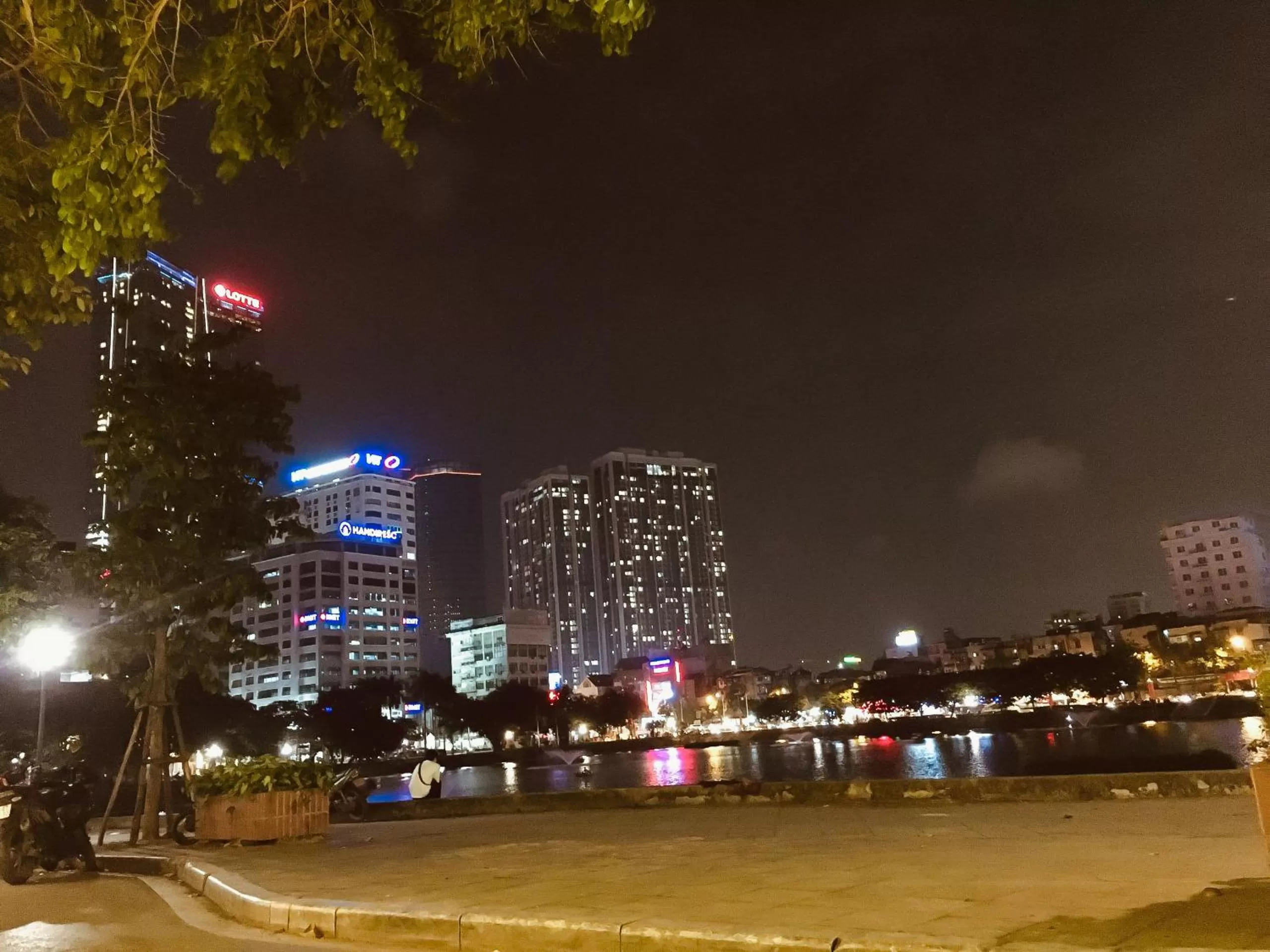 Nearby landmark in Royal Hotel