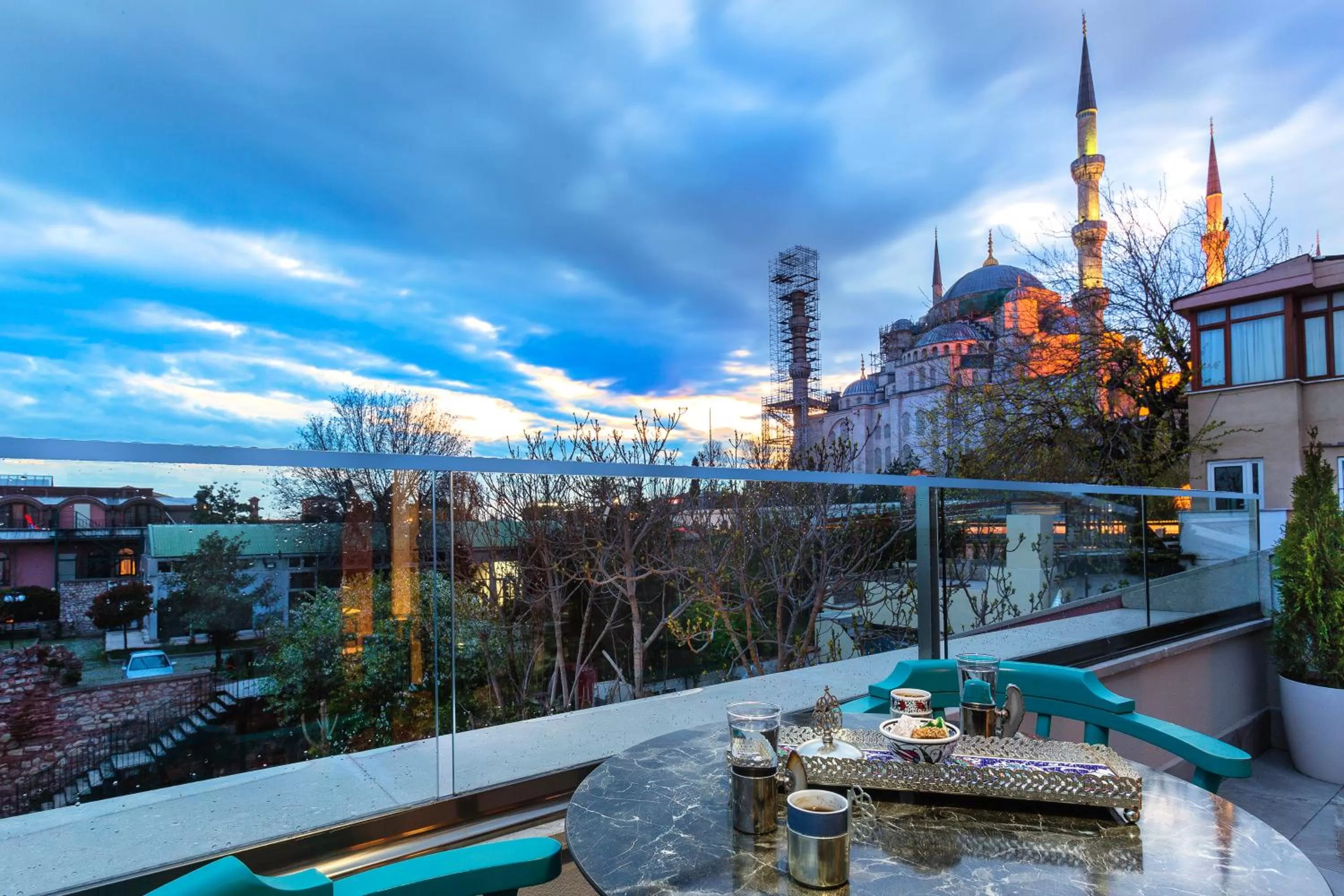 Balcony/Terrace in Obelisk Hotel & Suites