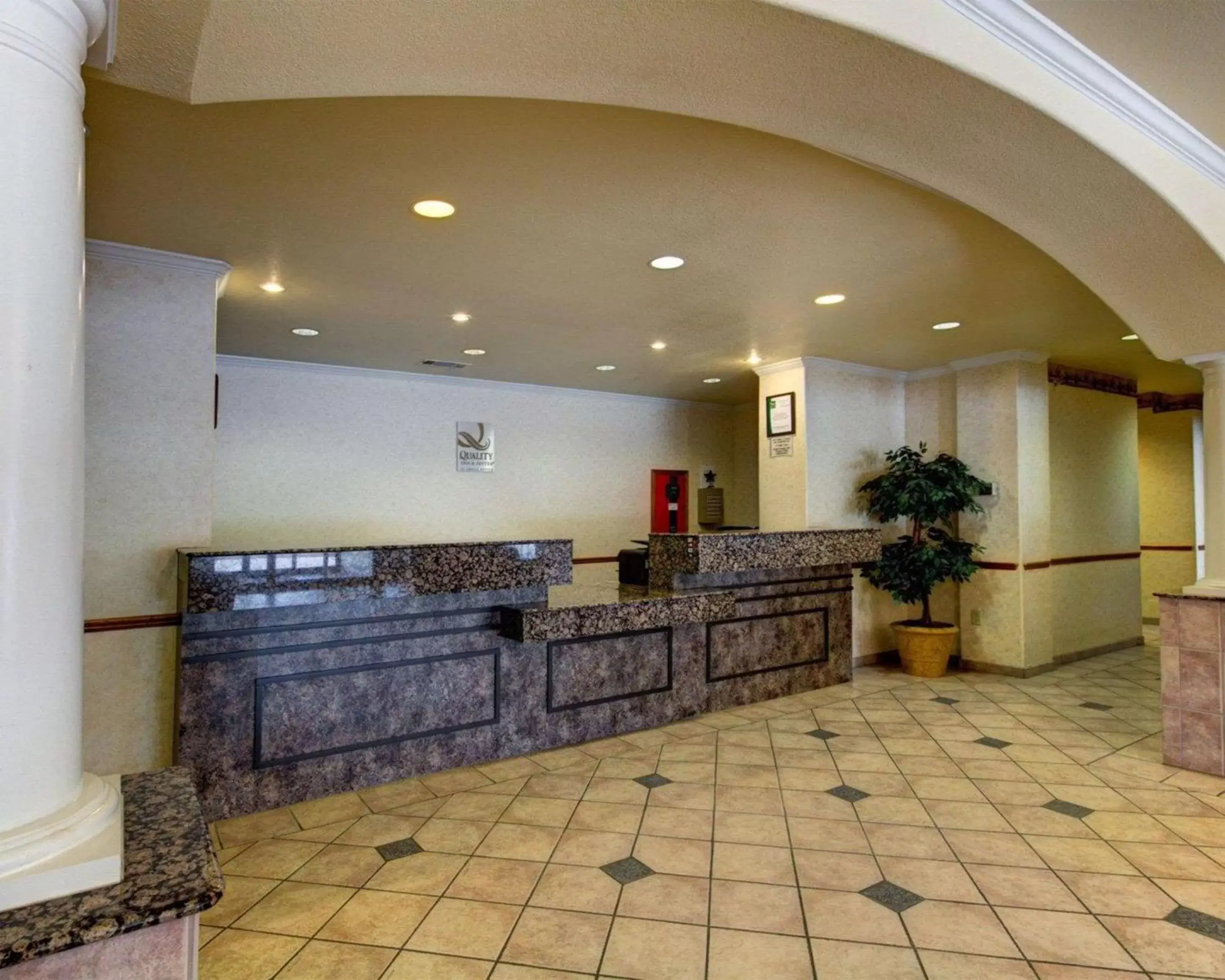 Lobby or reception, Lobby/Reception in Quality Inn & Suites - Glen Rose