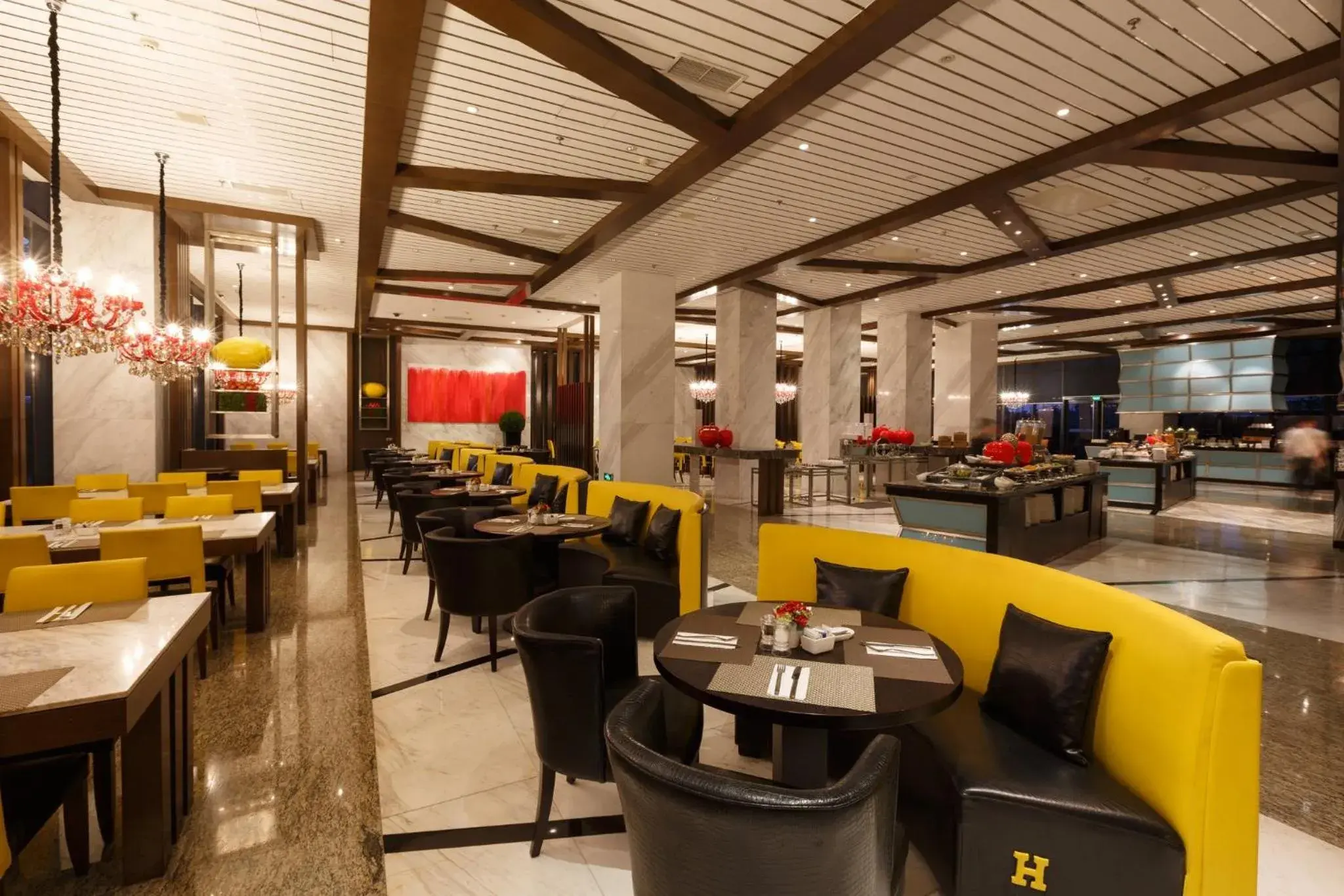 Breakfast, Restaurant/Places to Eat in Holiday Inn Shanghai Hongqiao West, an IHG Hotel