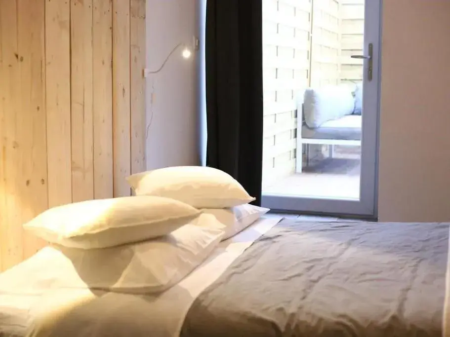 Three-Bedroom Apartment in Maison Bacou Cité 3 Three-Bedroom Apartment in Maison Bacou Cité 3