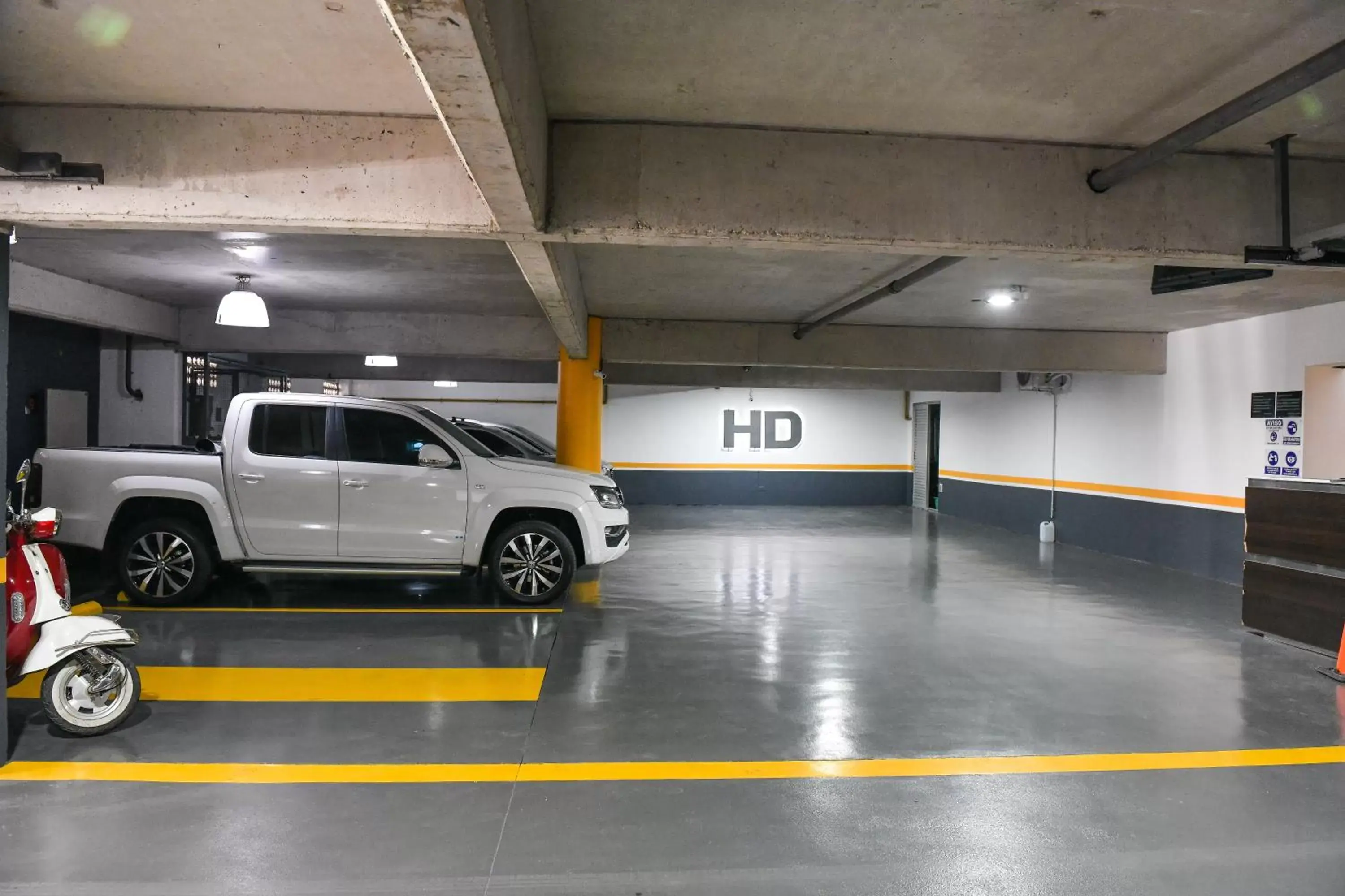 Parking in Hotel Denver Mar del Plata