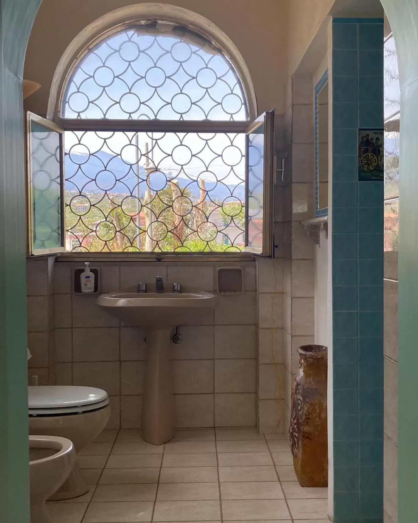 Bathroom in Aci Brezza di Mare