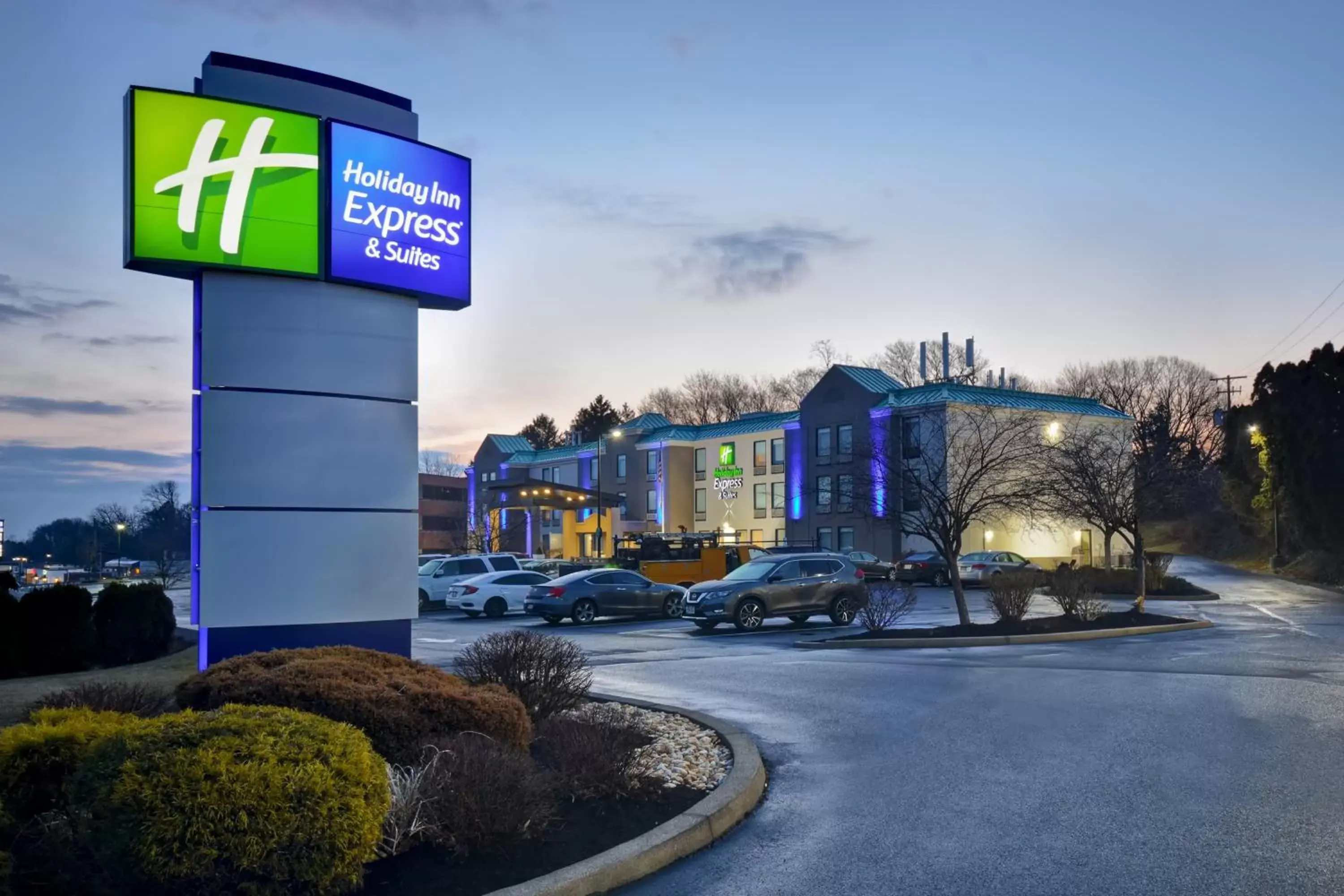 Property building in Holiday Inn Express & Suites Allentown-Dorney Park Area by IHG Property building in Holiday Inn Express & Suites Allentown-Dorney Park Area by IHG