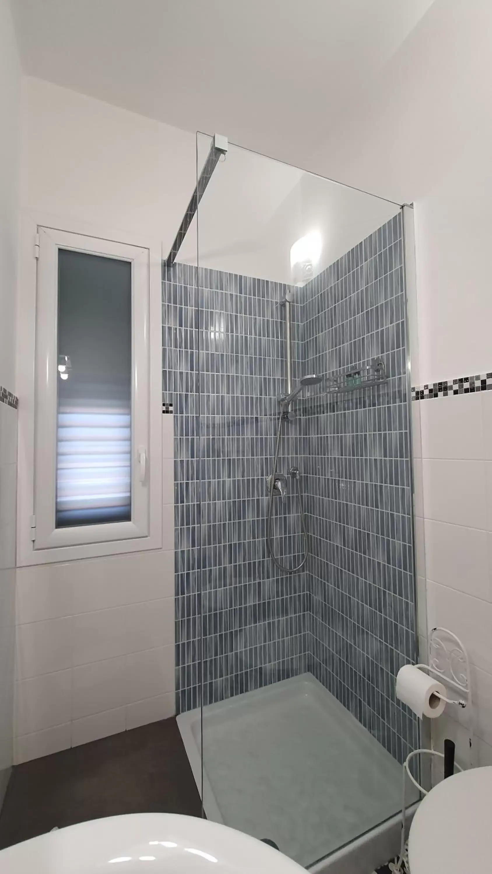 Shower, Bathroom in La Rosa dei venti