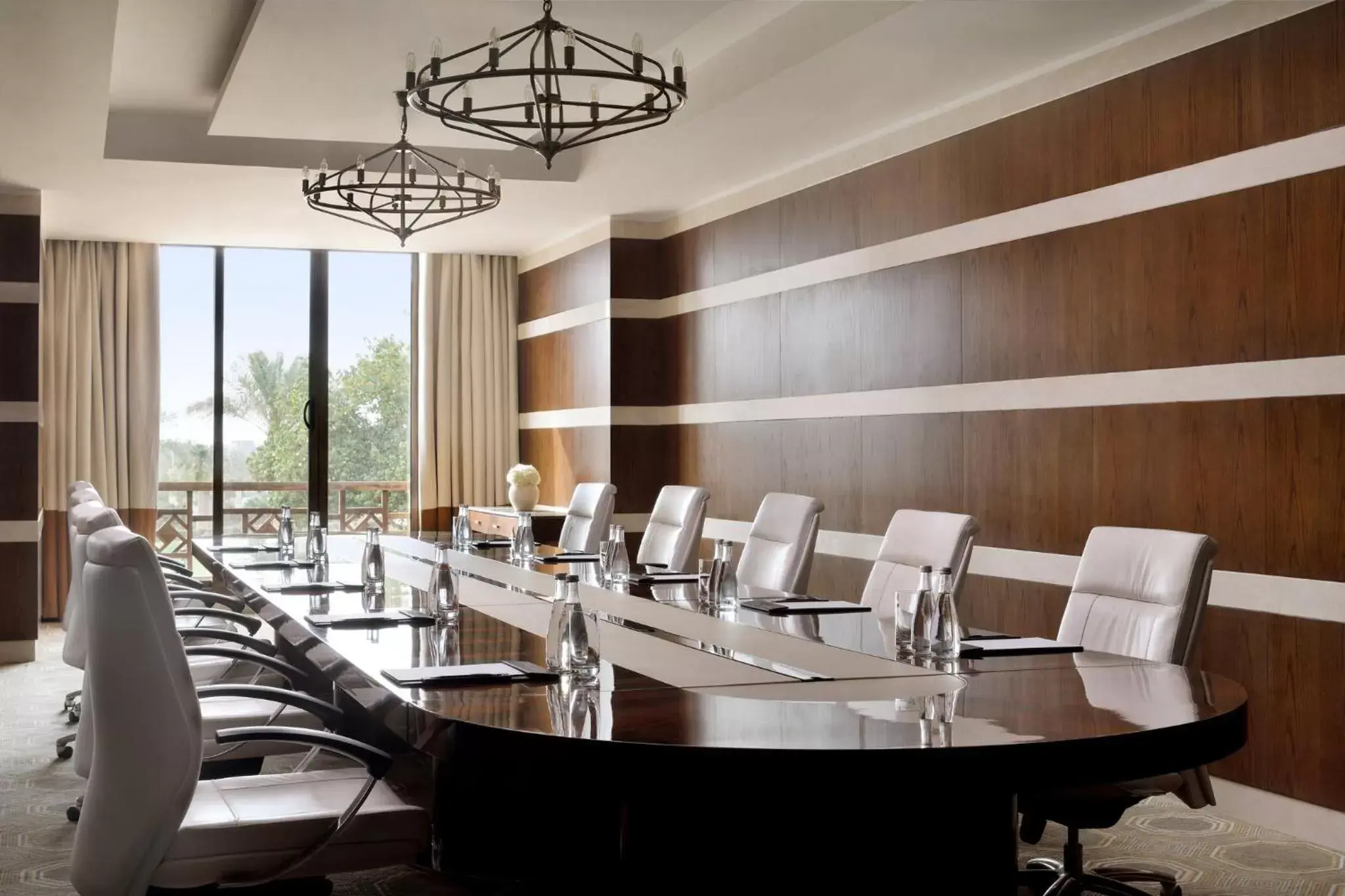 Meeting/conference room in InterContinental Durrat Al Riyadh Resort & Spa, an IHG Hotel