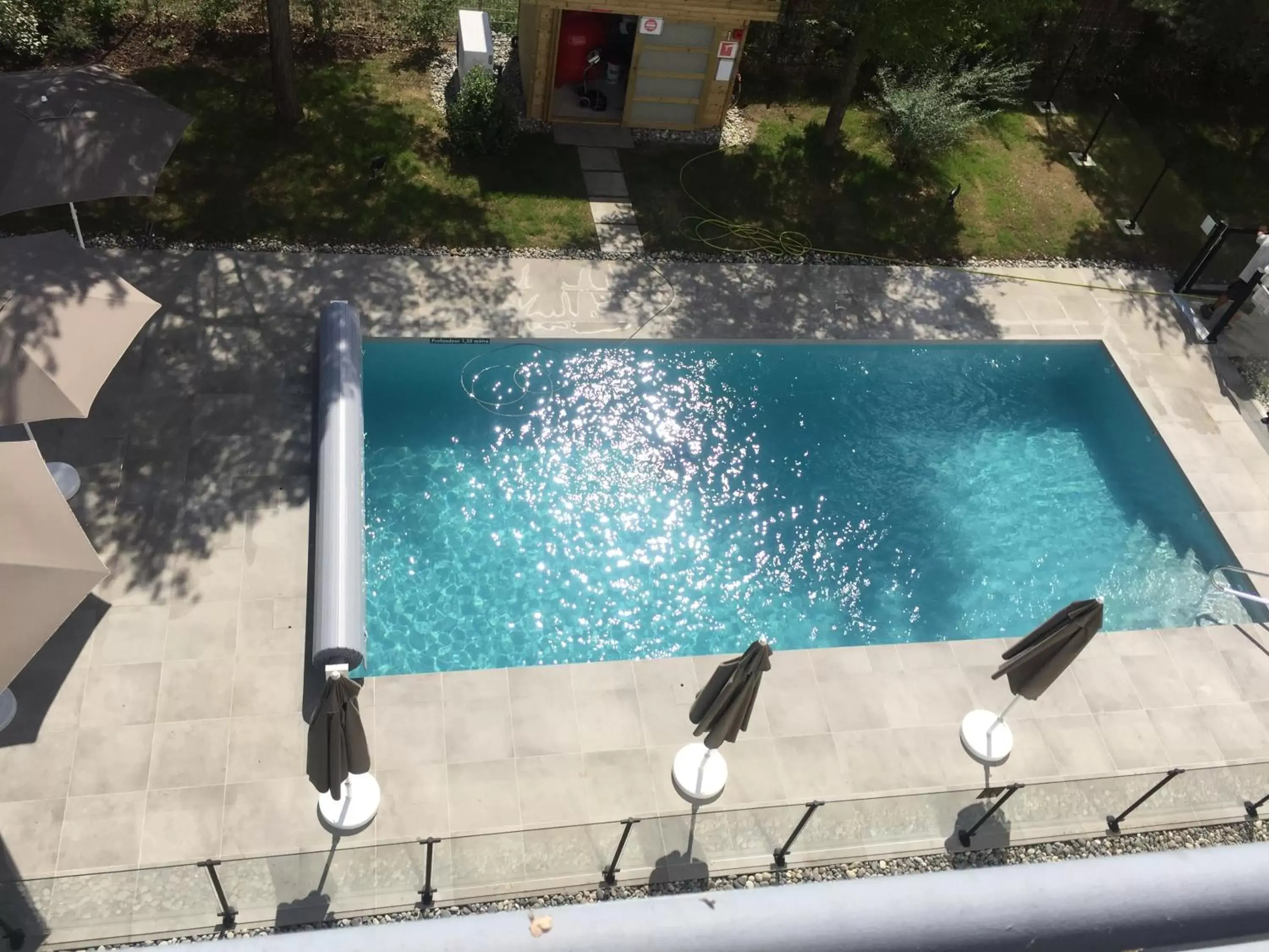 Swimming pool, Pool View in Ibis Saint-Genis-Pouilly Genève