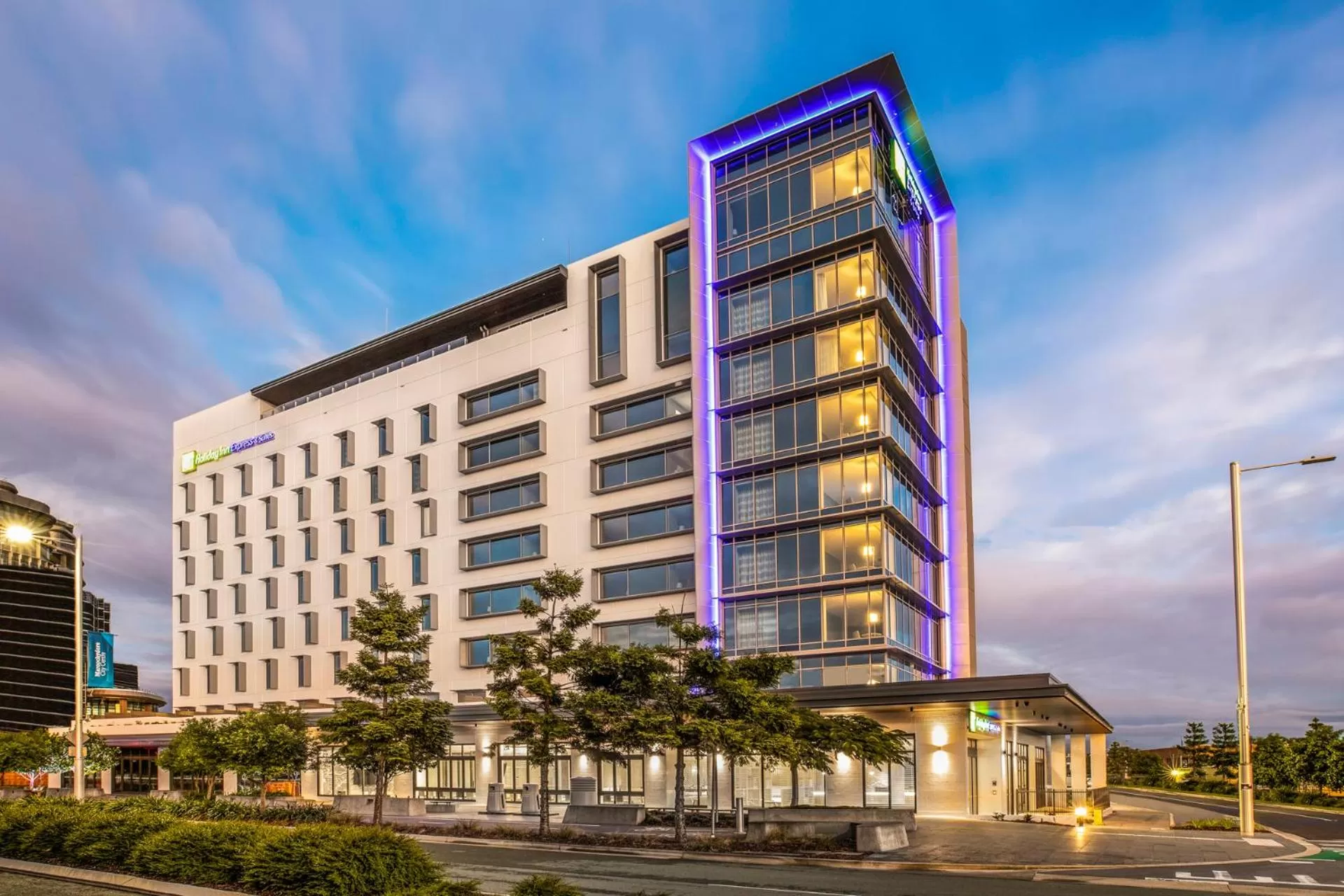 Holiday Inn Express & Suites Sunshine Coast by IHG