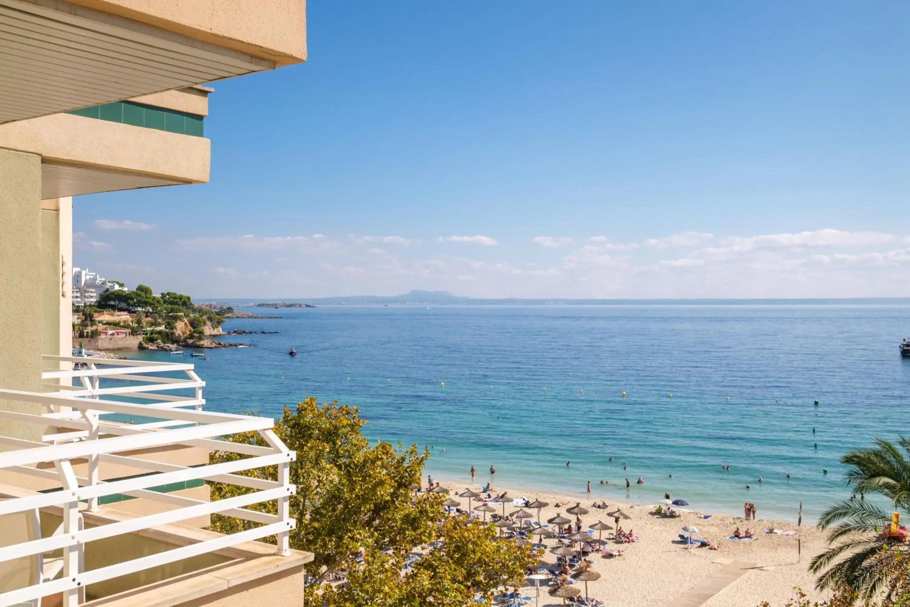 Beach, Sea View in Hotel Agua Beach