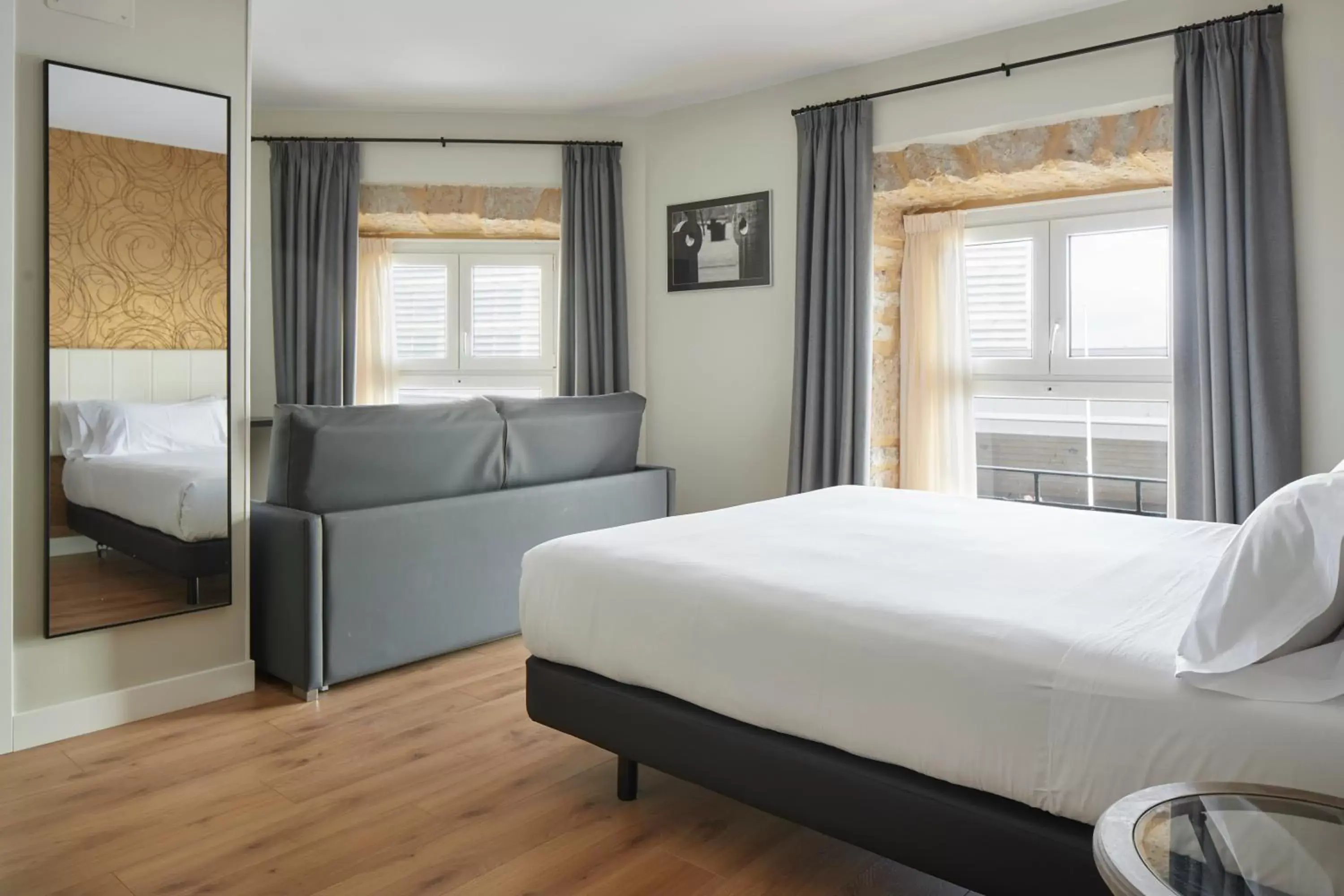 Guests, Bed in Hotel Arrizul Beach