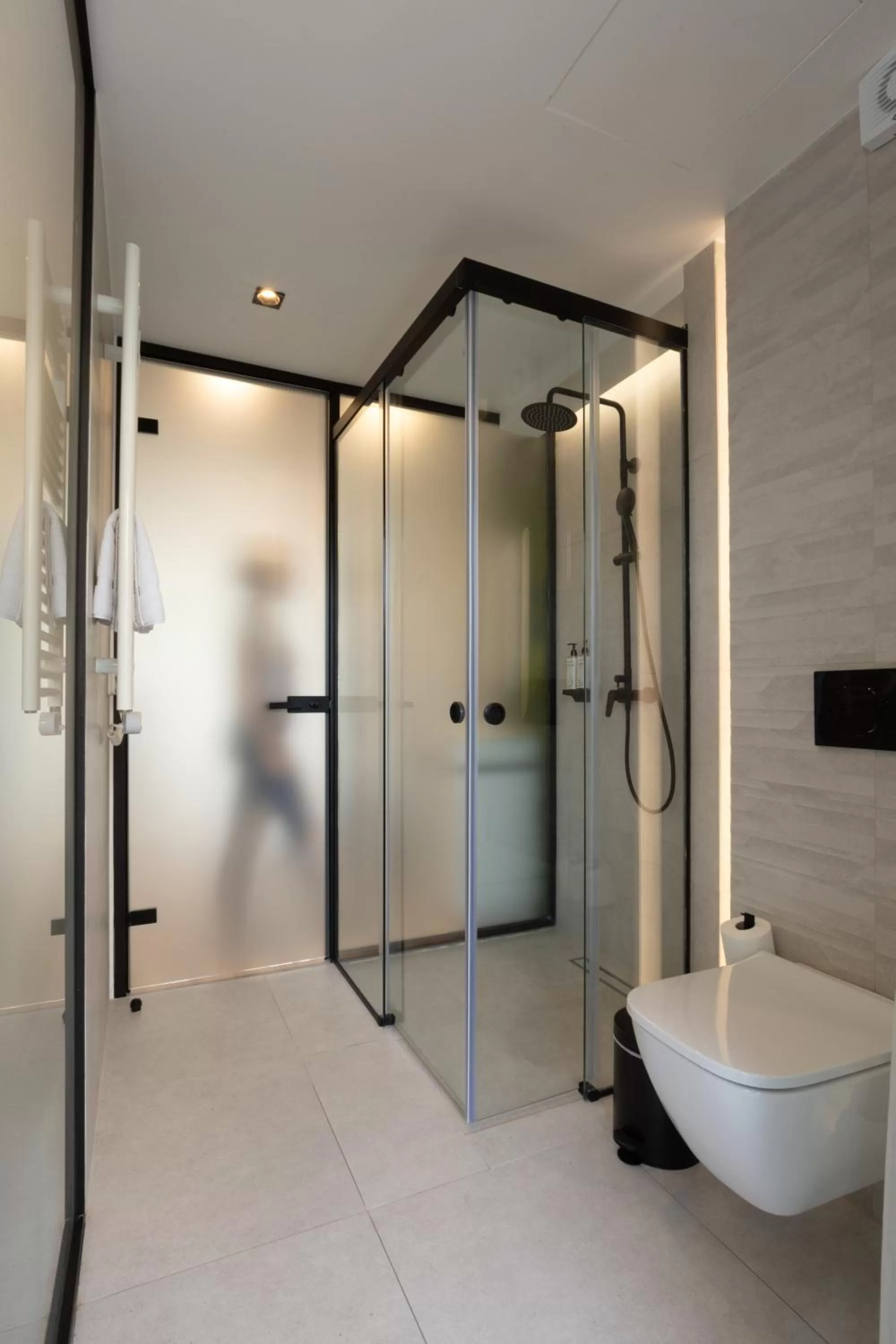 Shower in Incanto Boutique Suites - Neos Kosmos