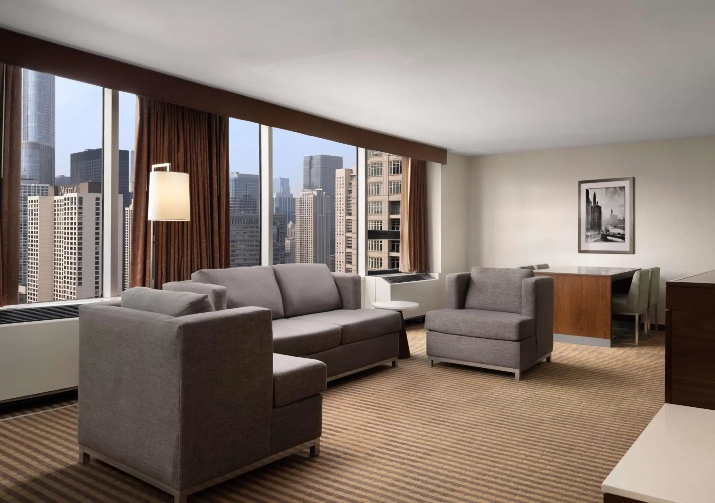 Living room, Seating Area in Hampton Inn Chicago Downtown/Magnificent Mile