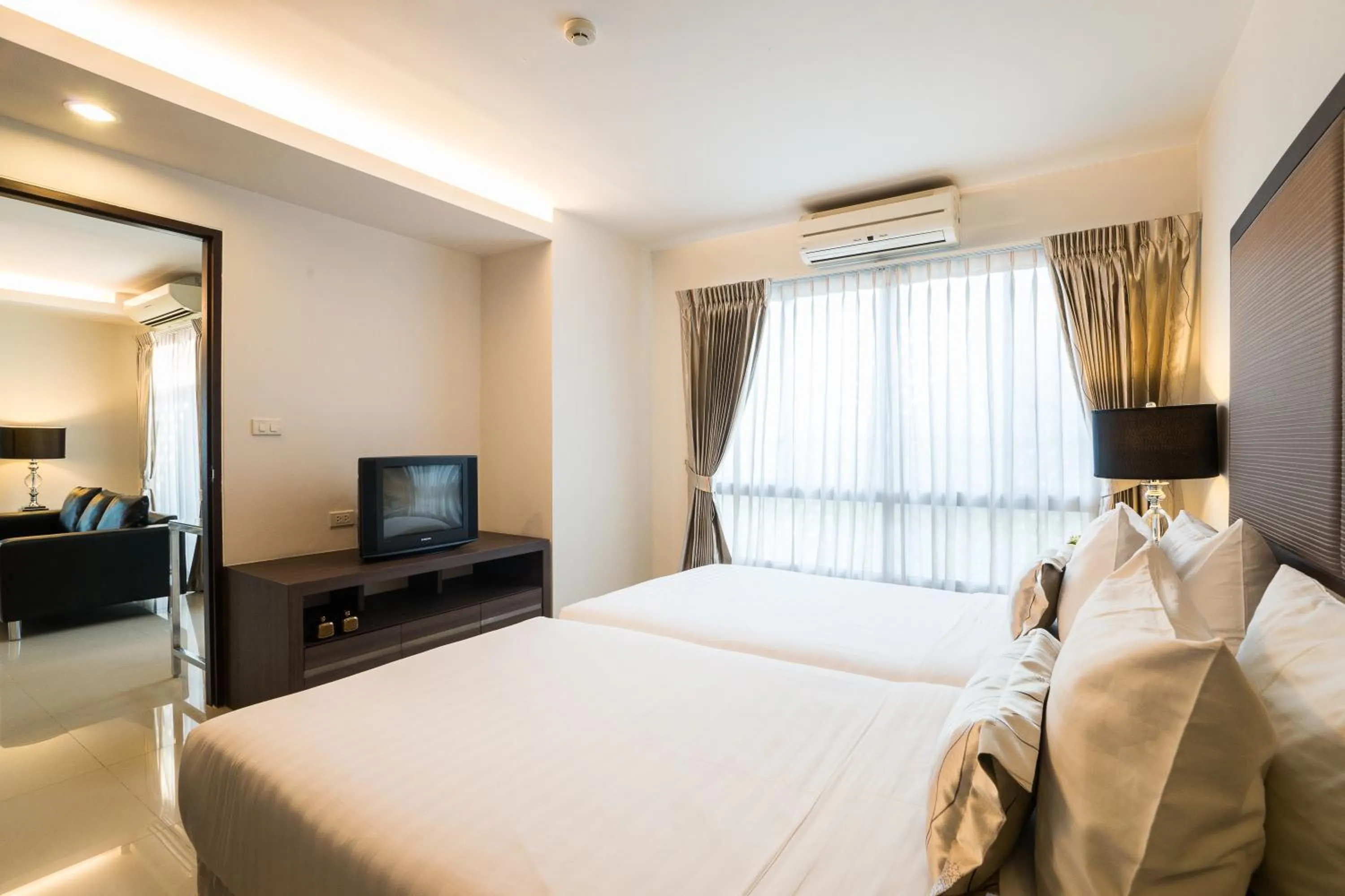 Day, Bed in Beyond Suite