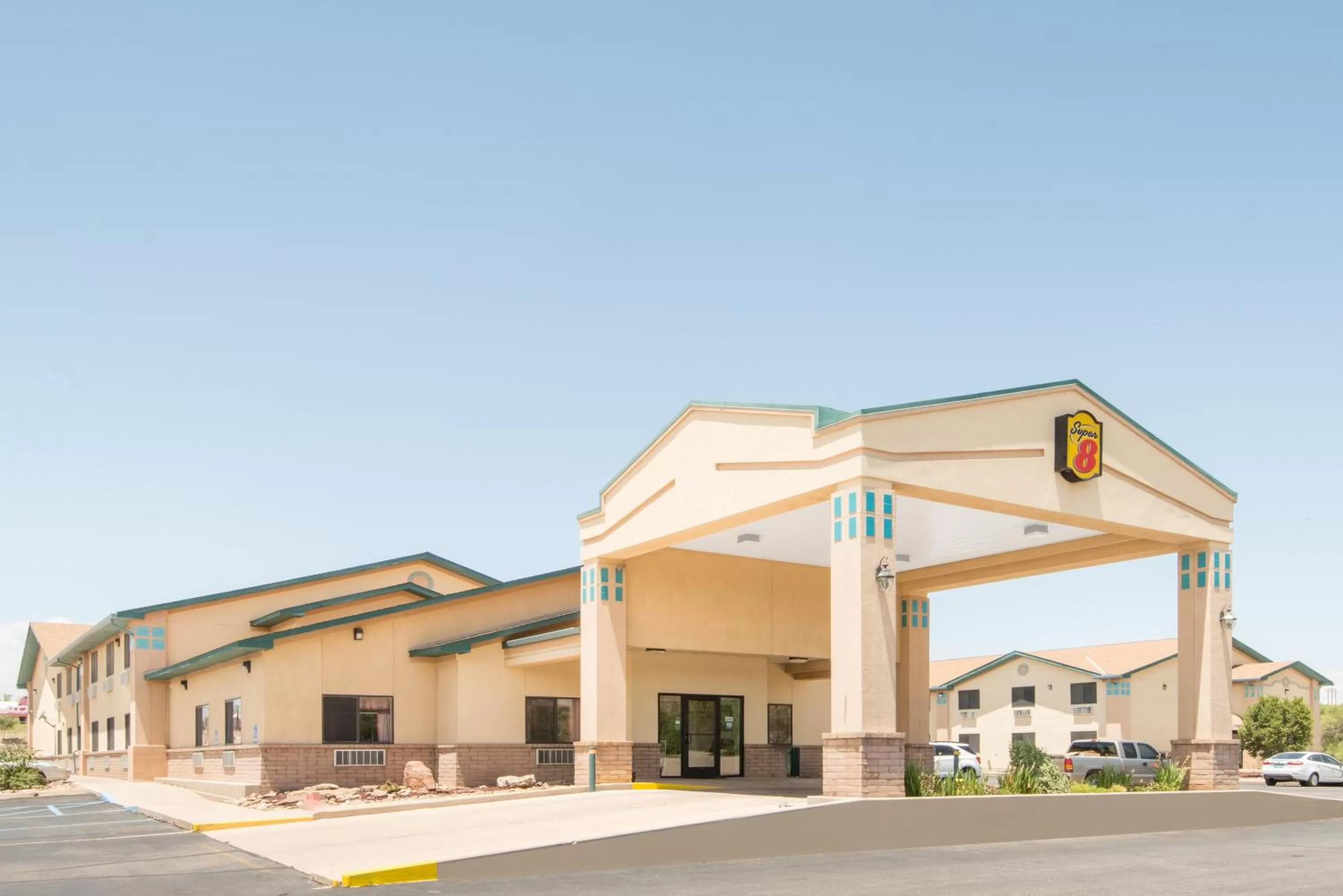 Area and facilities in Super 8 by Wyndham Santa Rosa