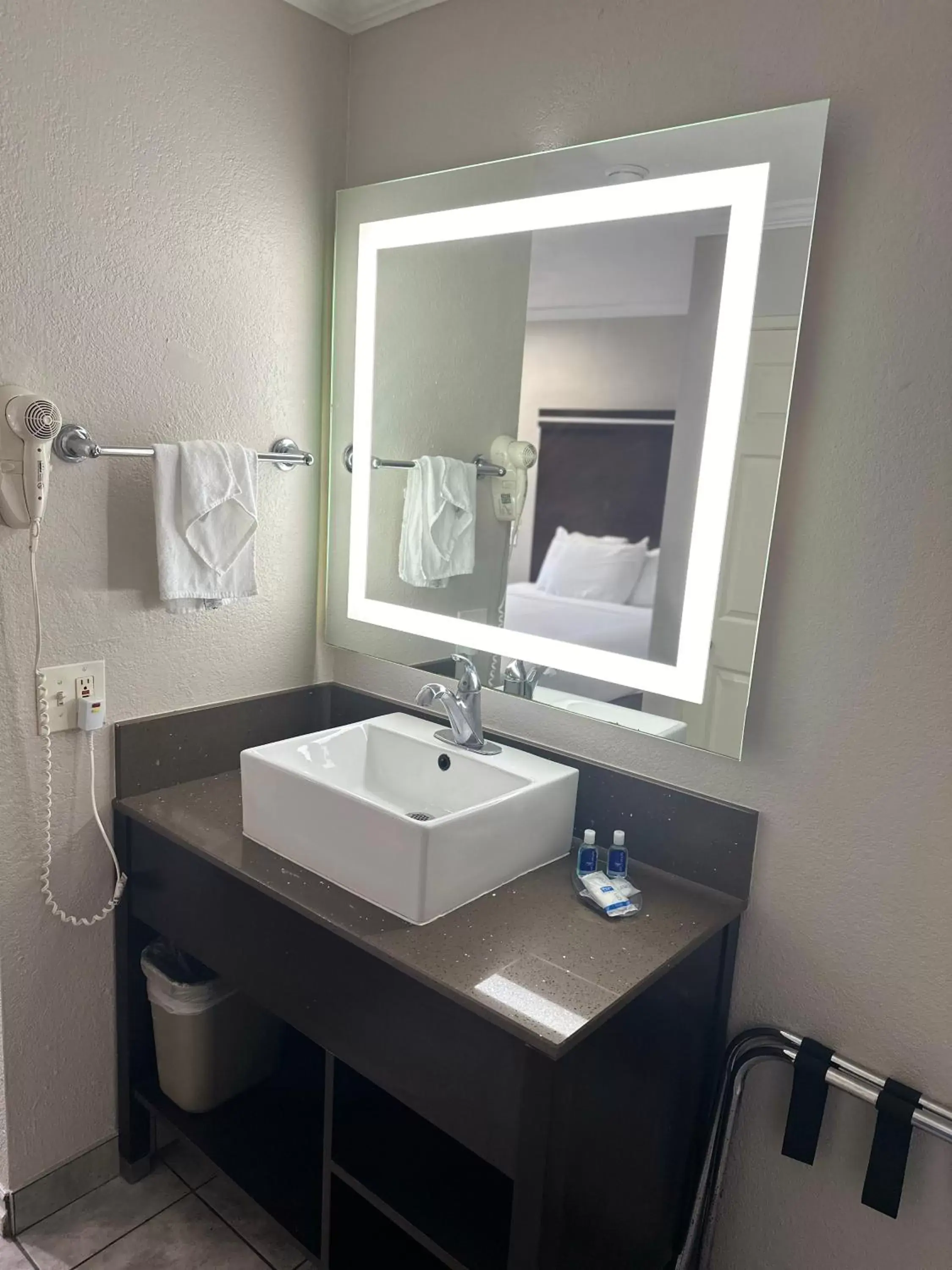 Bathroom in Rodeway Inn National City San Diego South