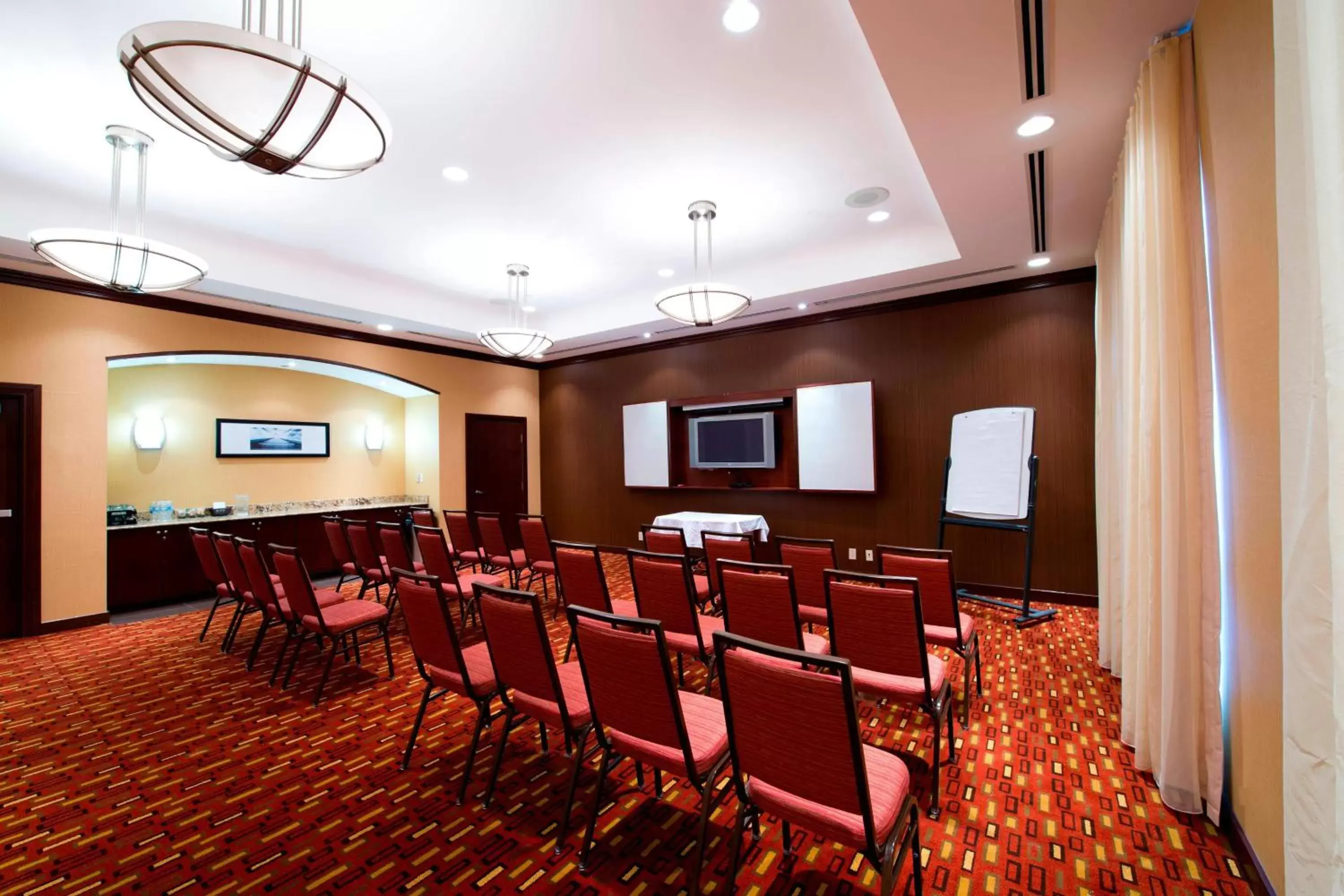 Meeting/conference room in Courtyard by Marriott Mississauga-Airport Corporate Centre West