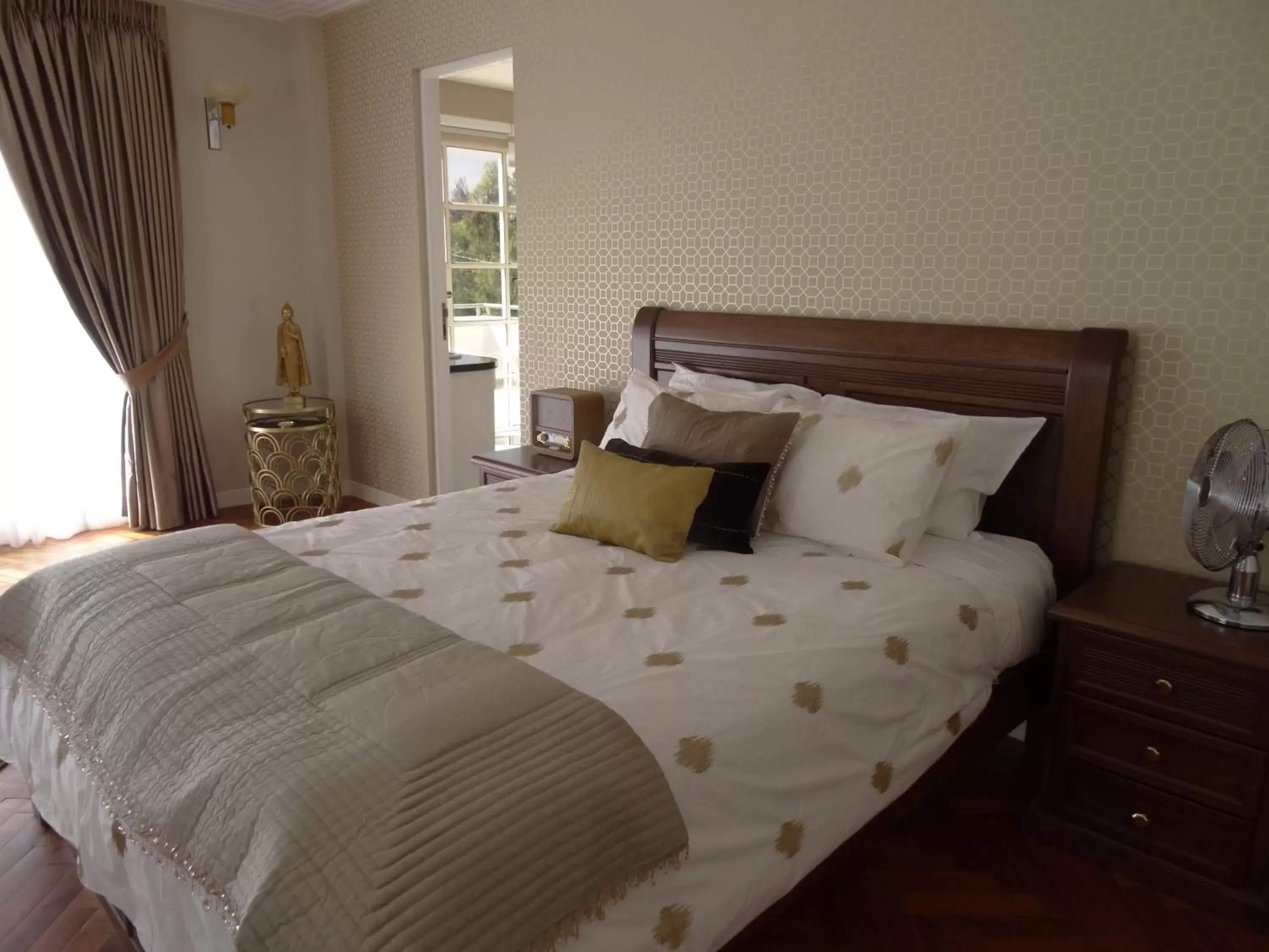 King Room with Mountain View in Casa Deco Hotel Boutique King Room with Mountain View in Casa Deco Hotel Boutique