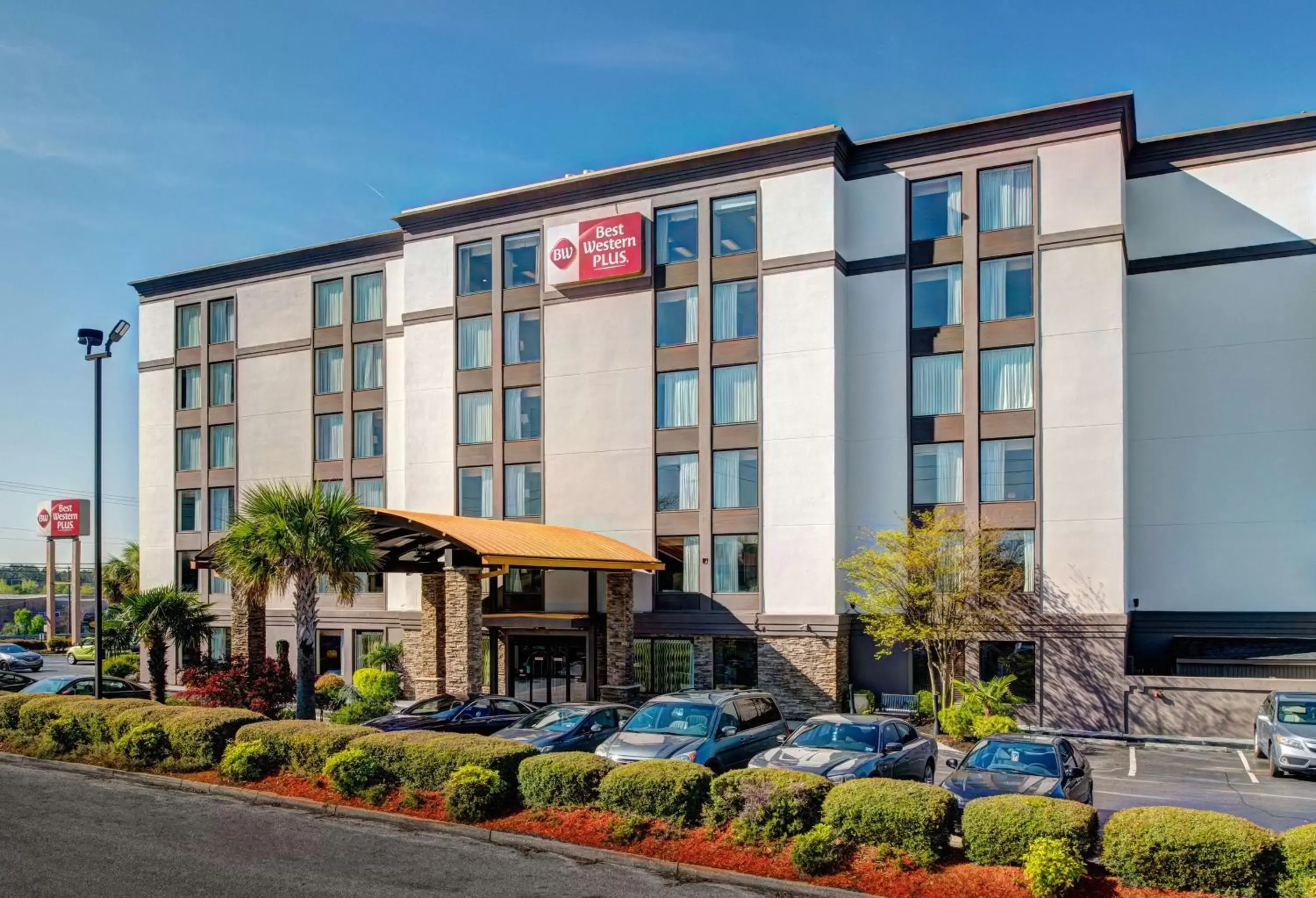 Property Building in Best Western Plus - Columbia North East