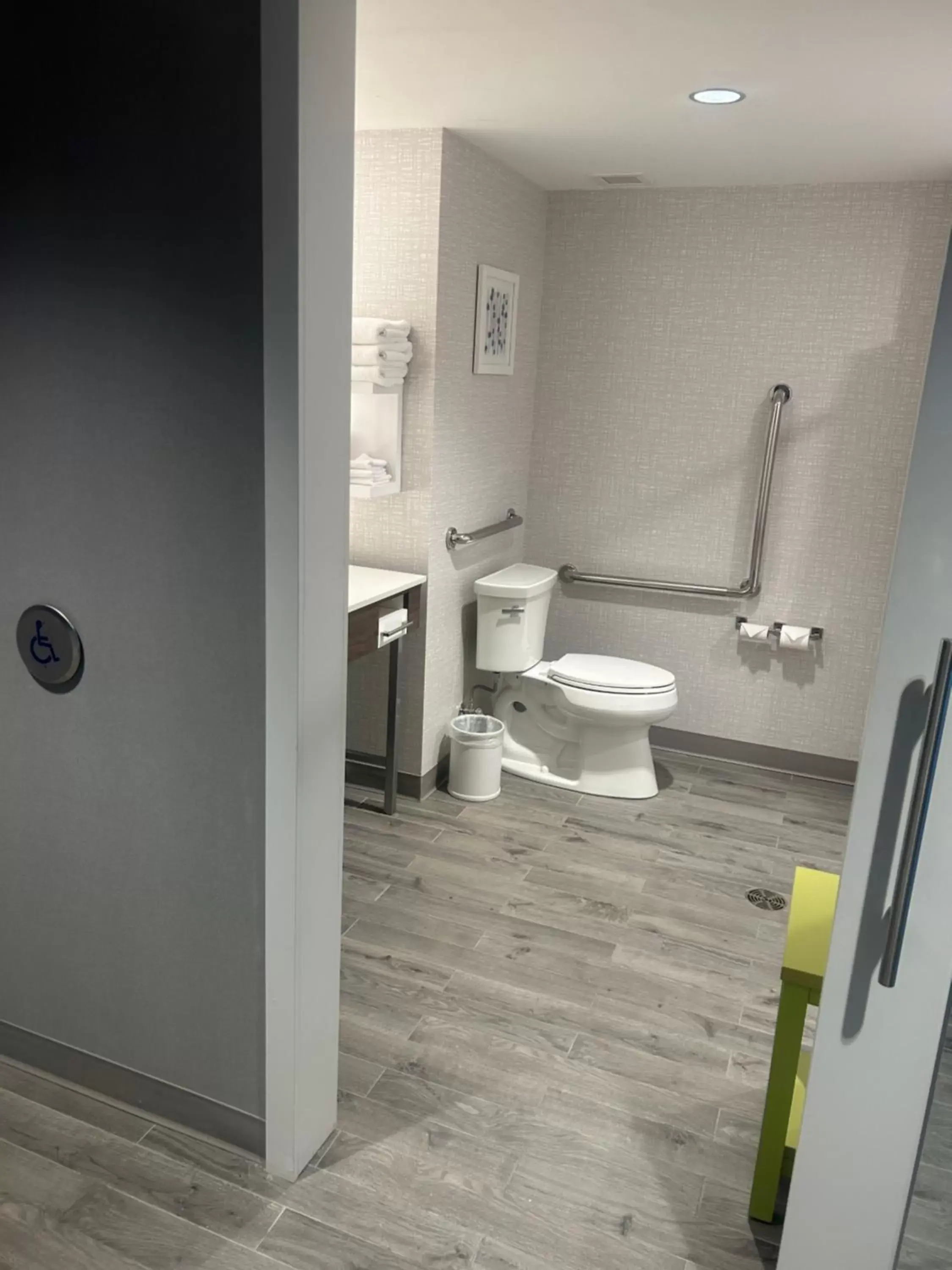 Toilet, Bathroom in Hampton Inn By Hilton Kingston