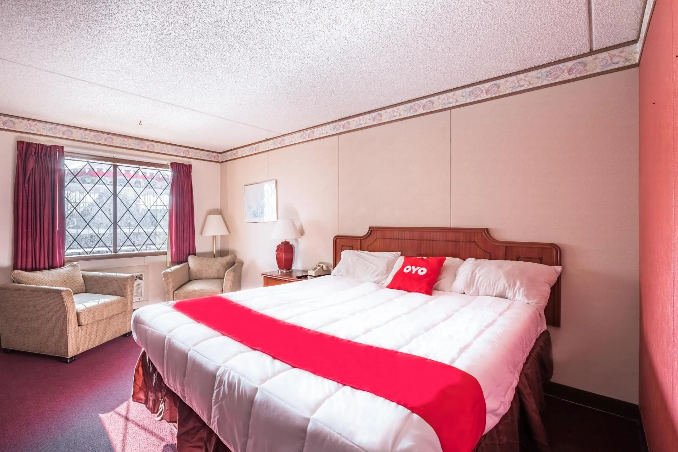 2 Bedroom Apartment Smoking in OYO Hotel Windmill Branson