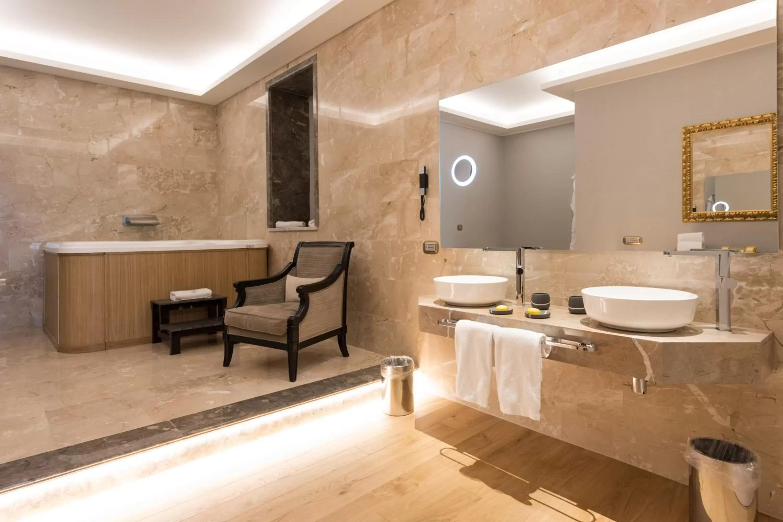 Bathroom in Grand Hotel Et Des Palmes