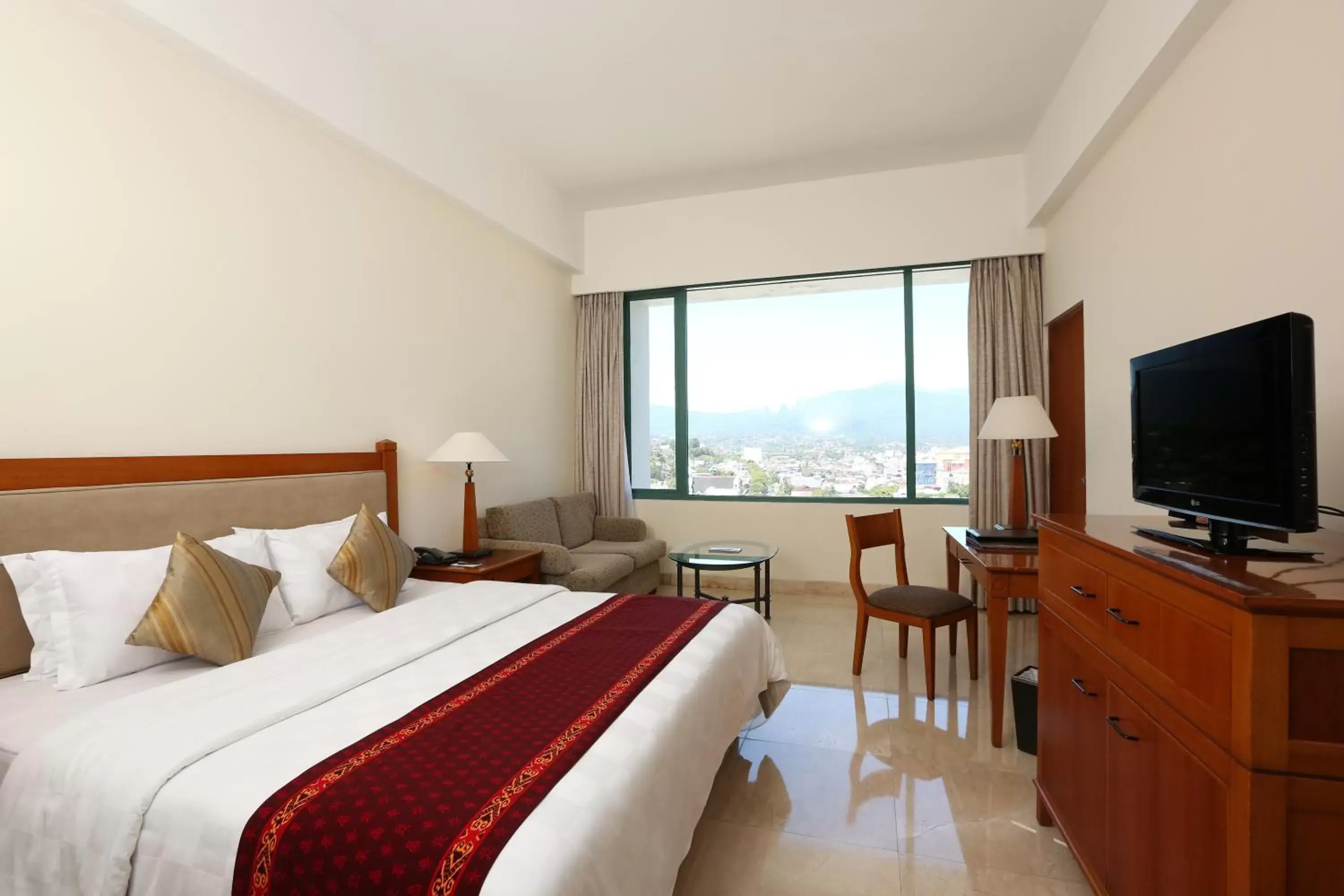 Bed in Aryaduta Manado Bed in Aryaduta Manado