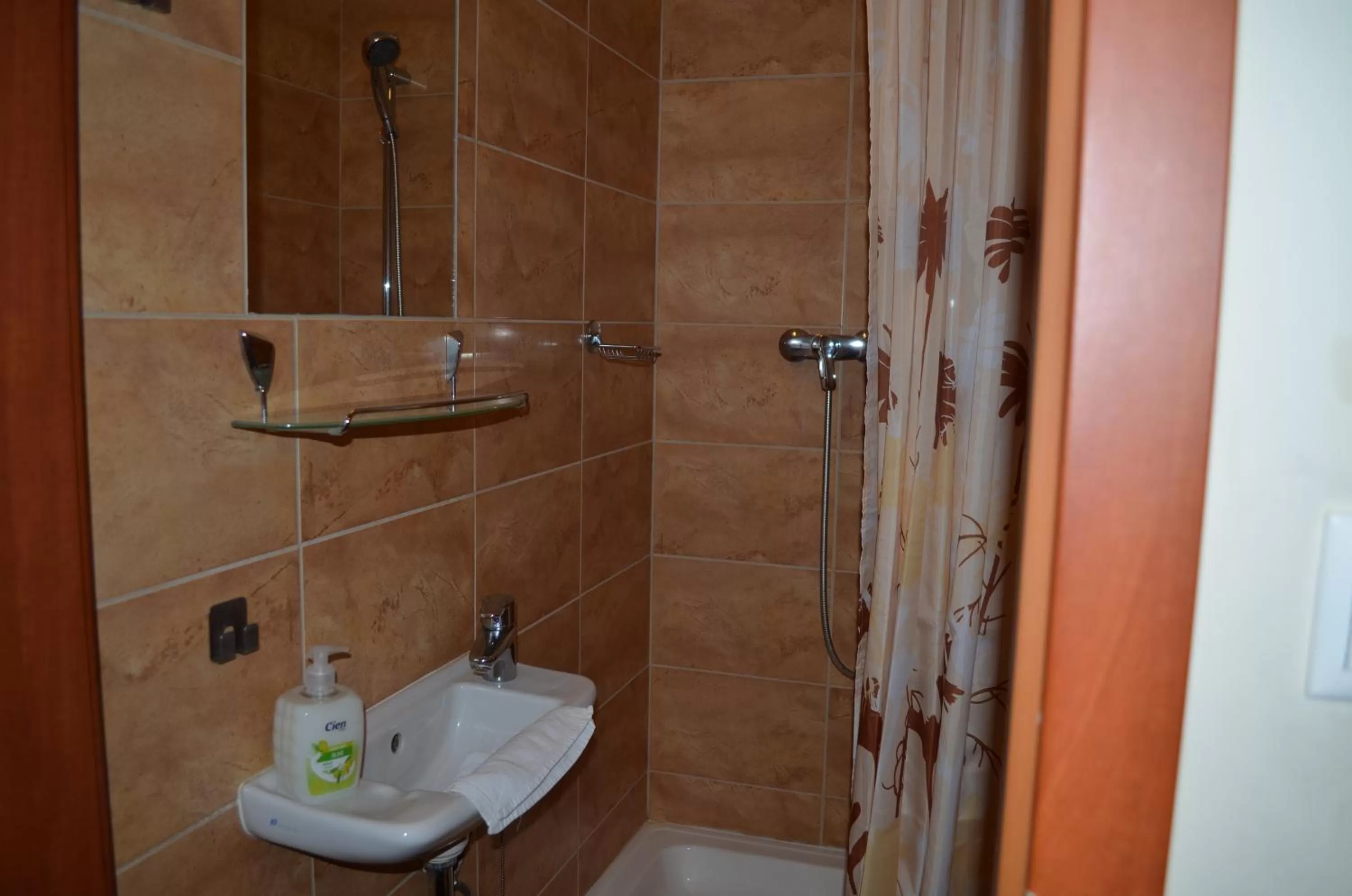 Bathroom in Holdfényszállás