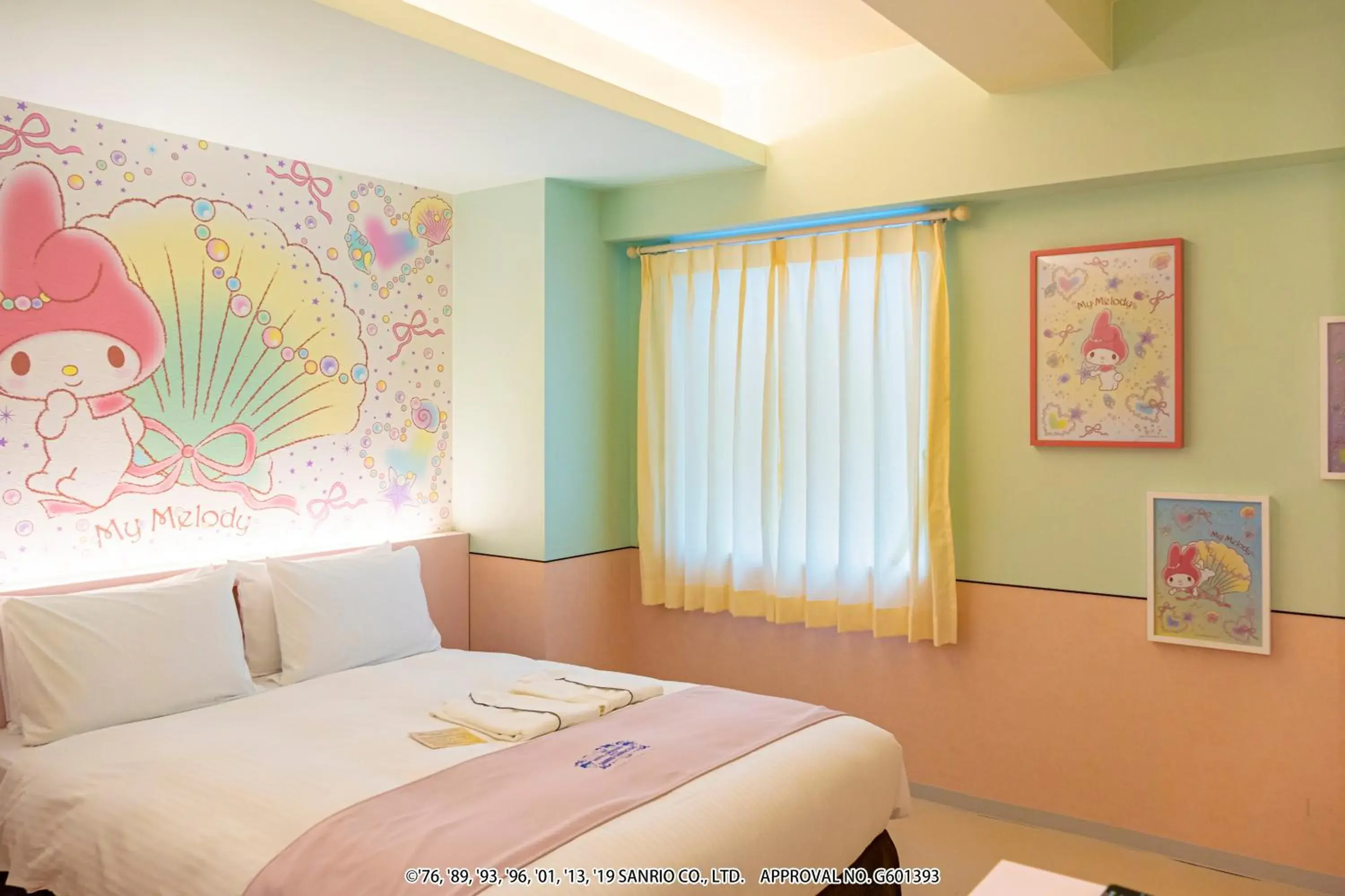 Photo of the whole room, Bed in Hotel Okinawa With Sanrio Characters