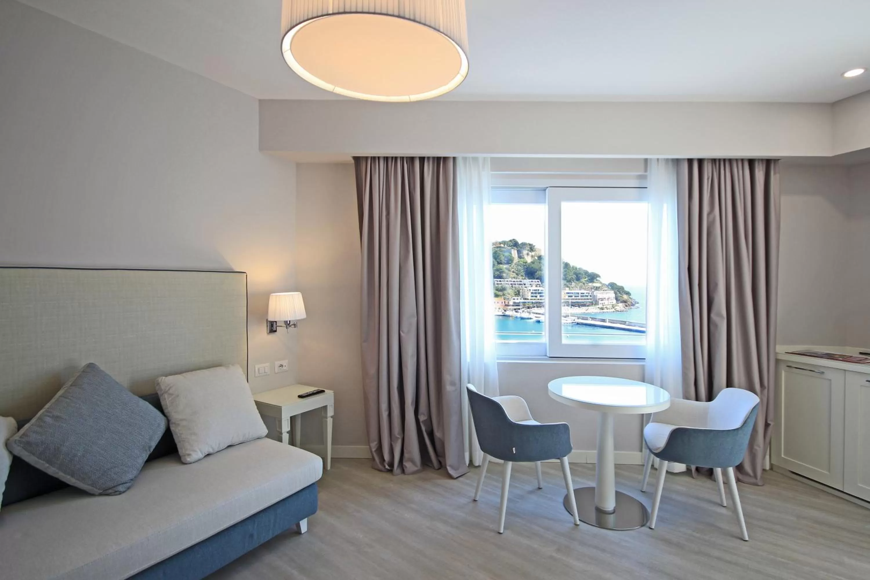 Living room in Hotel Plaza