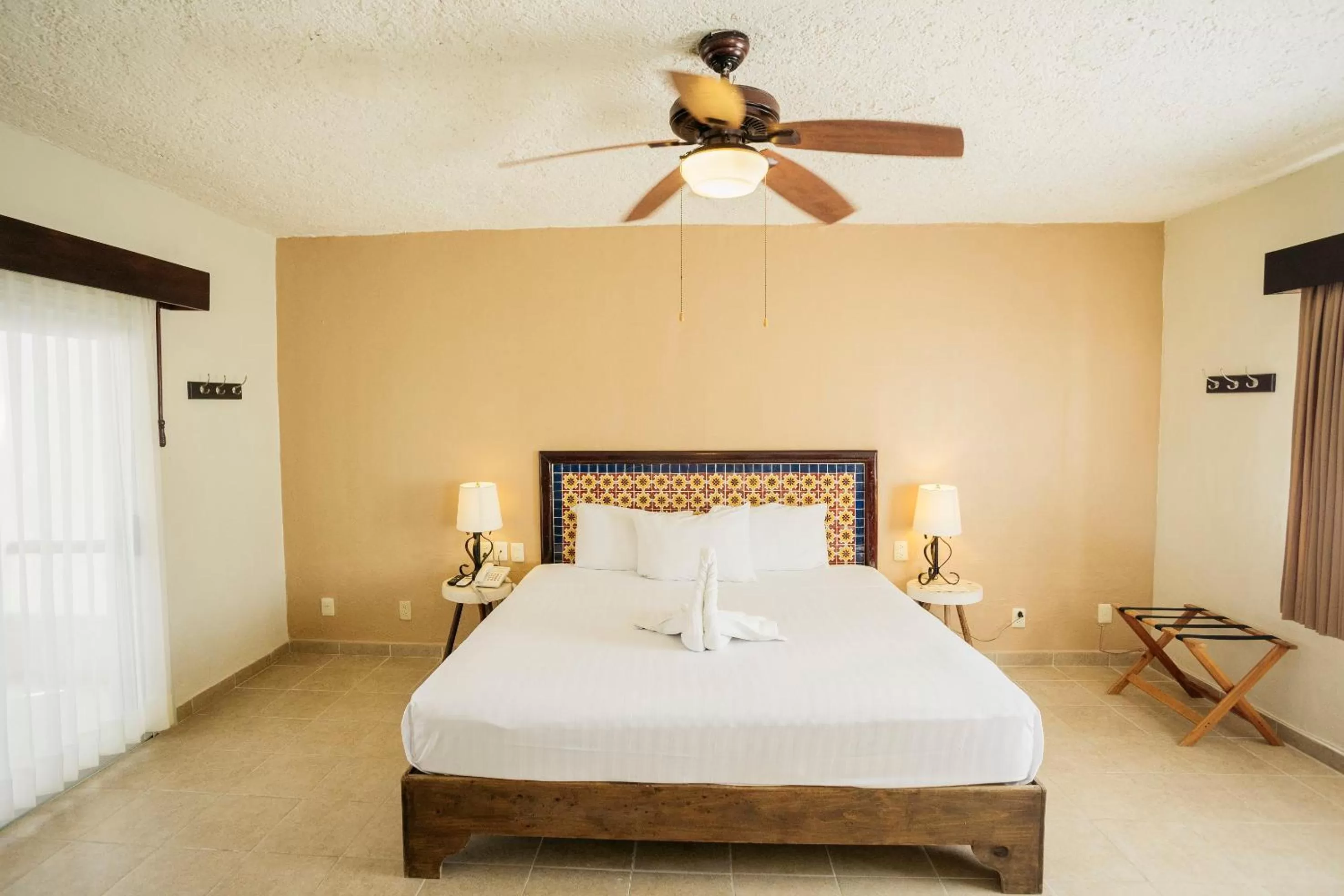 Pool View Room - King Bed in Petit Lafitte Beach Front Hotel & Bungalows