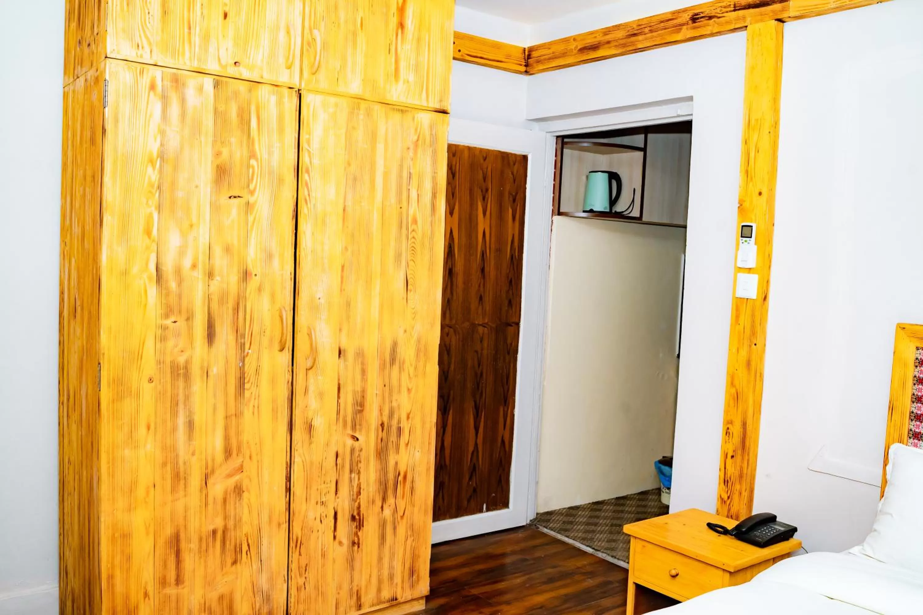 TV and multimedia, Bed in Silu Homes by Hostmandu