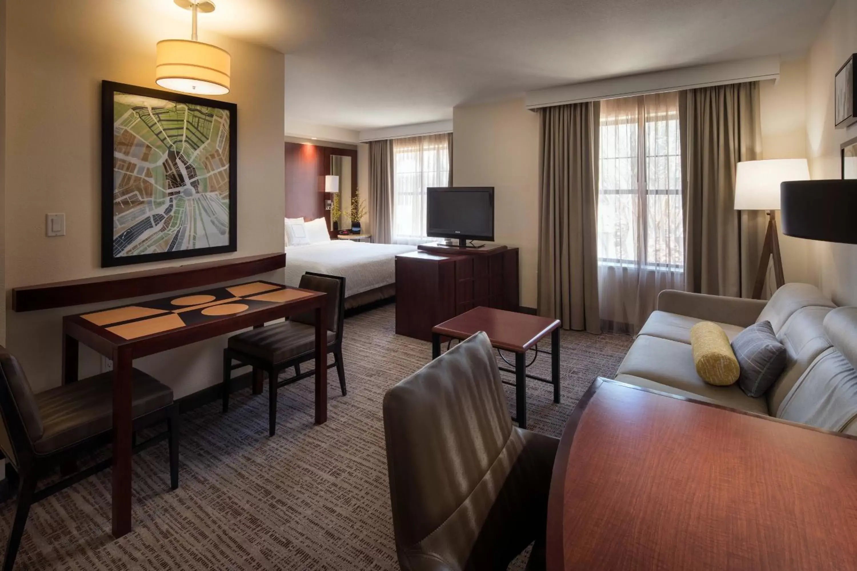 Photo of the whole room, Seating Area in Residence Inn by Marriott Camarillo